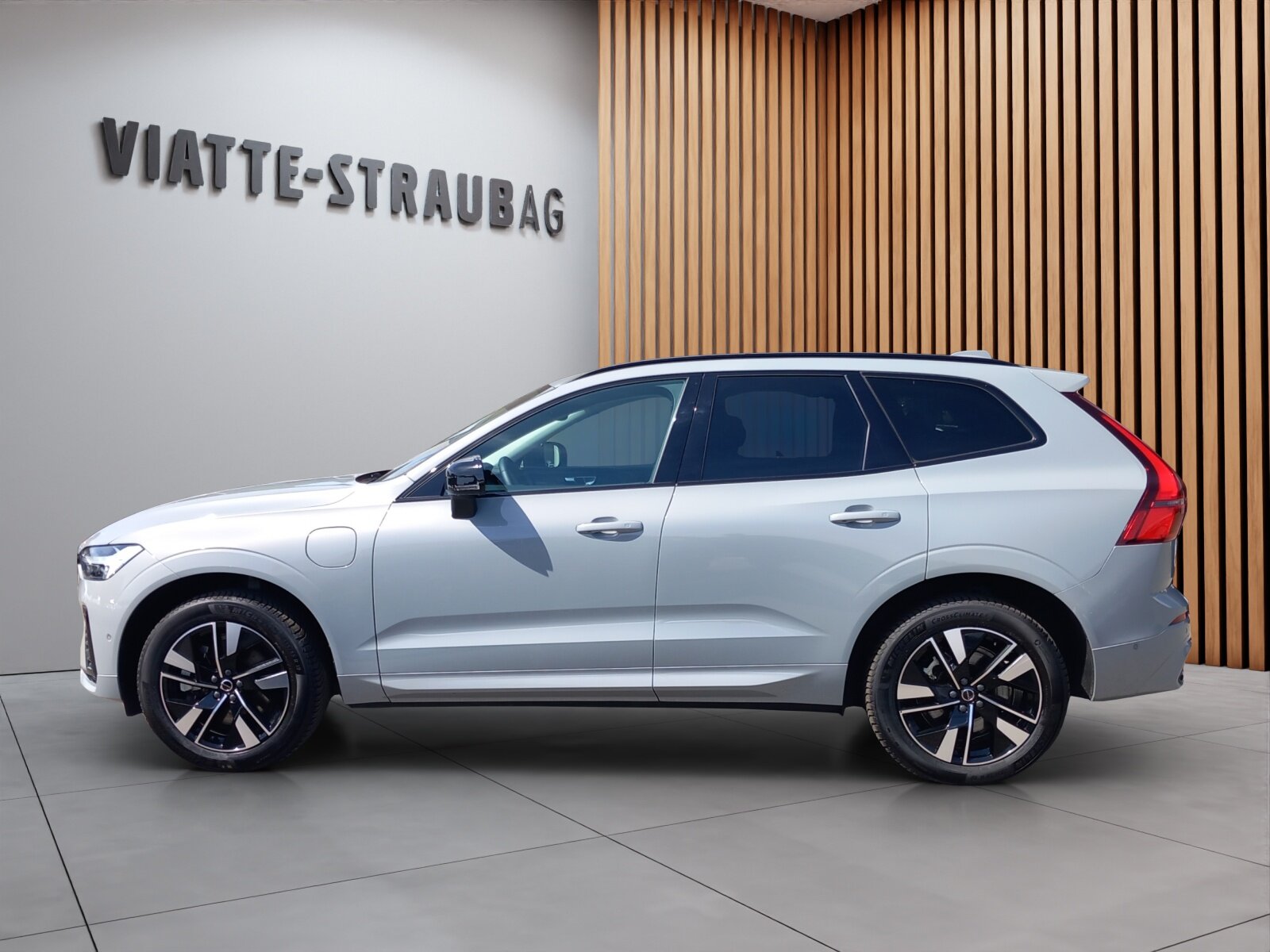 VOLVO XC60 2.0 T6 TE Plus Dark eAWD, Plug-in-Hybrid Benzina/Elettrica, Occasioni / Usate, Automatico - 2
