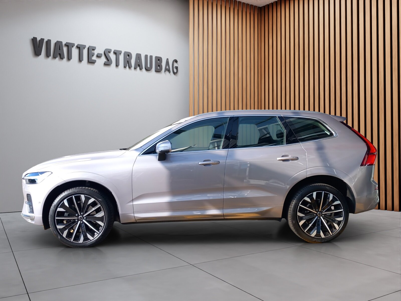 VOLVO XC60 2.0 B5 MH Ultra Bright AWD, Hybride Leggero Benzina/Elettrica, Occasioni / Usate, Automatico - 2