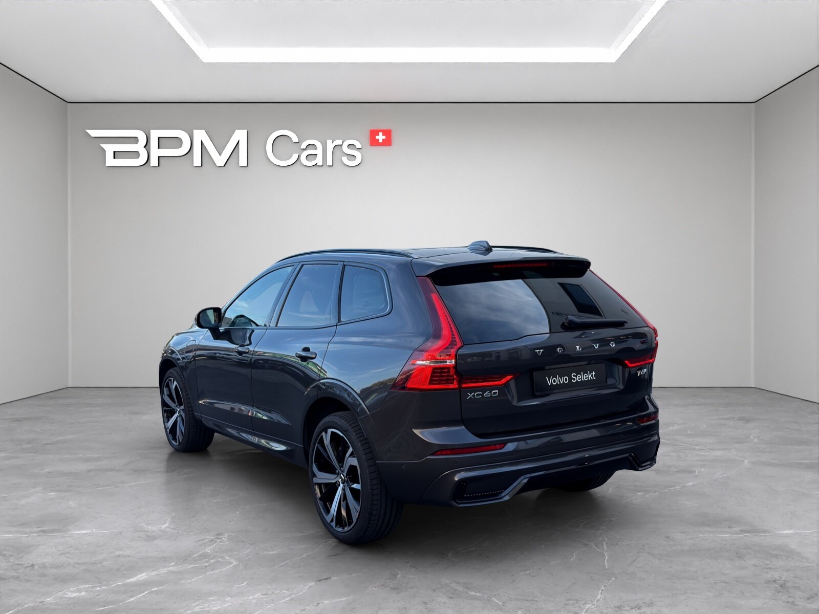VOLVO XC60 2.0 T6 TE Ultra Dark eAWD, Plug-in-Hybrid Benzin/Elektro, Occasion / Gebraucht, Automatik - 6