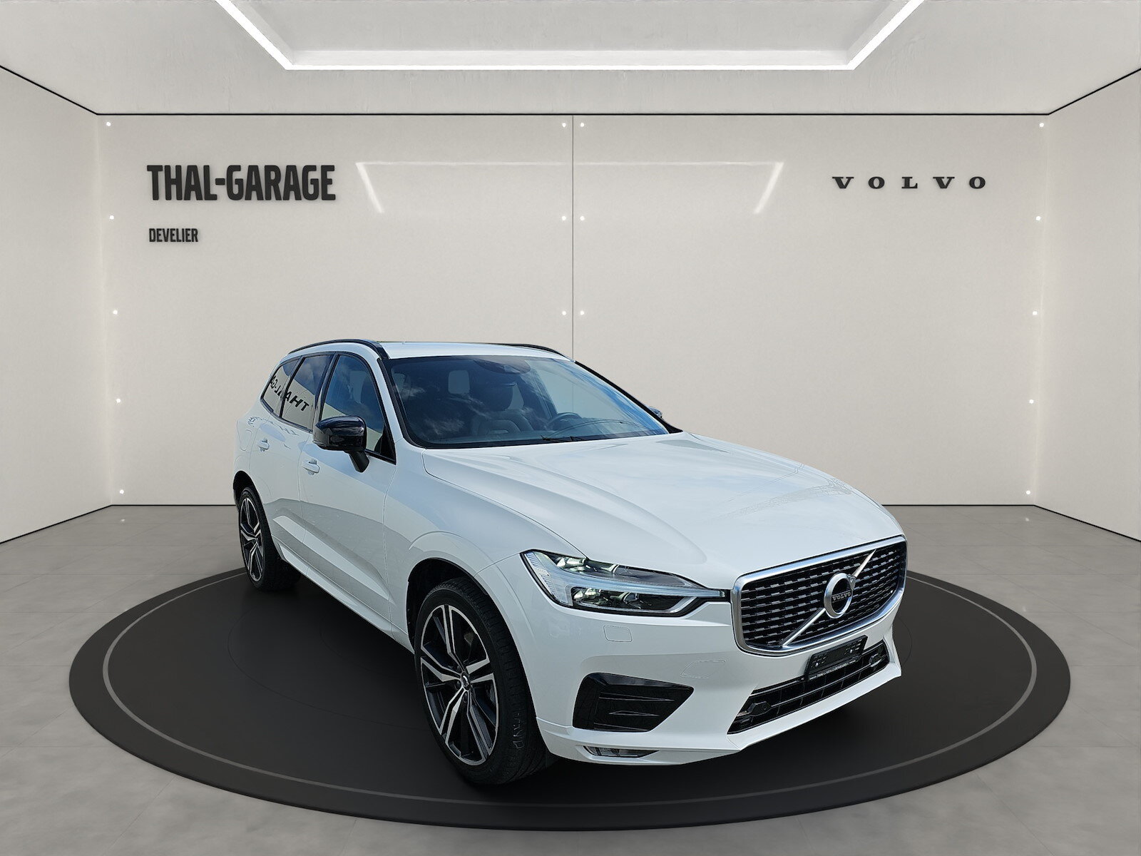 VOLVO XC60 2.0 B5 MH R-Design, Mild-Hybrid Benzin/Elektro, Occasion / Gebraucht, Automatik - 3