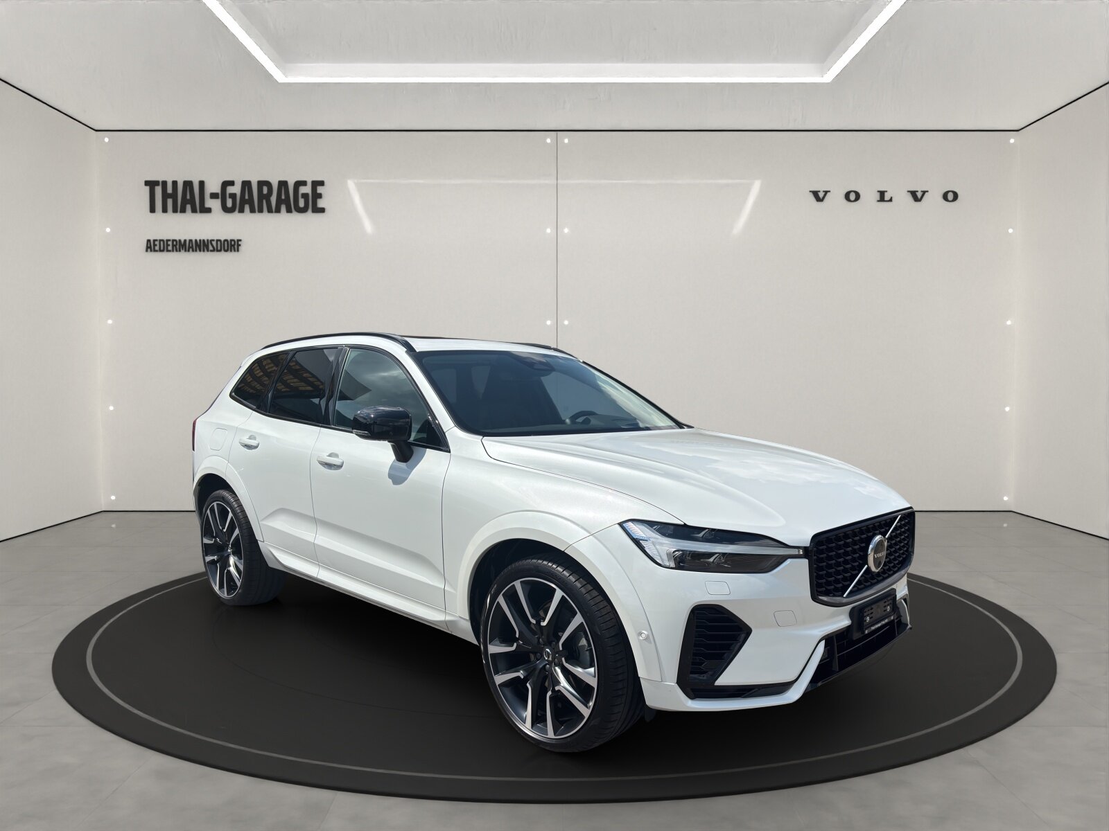 VOLVO XC60 2.0 T6 TE Ultimate Dark eAWD, Plug-in-Hybrid Petrol/Electric, Second hand / Used, Automatic - 3
