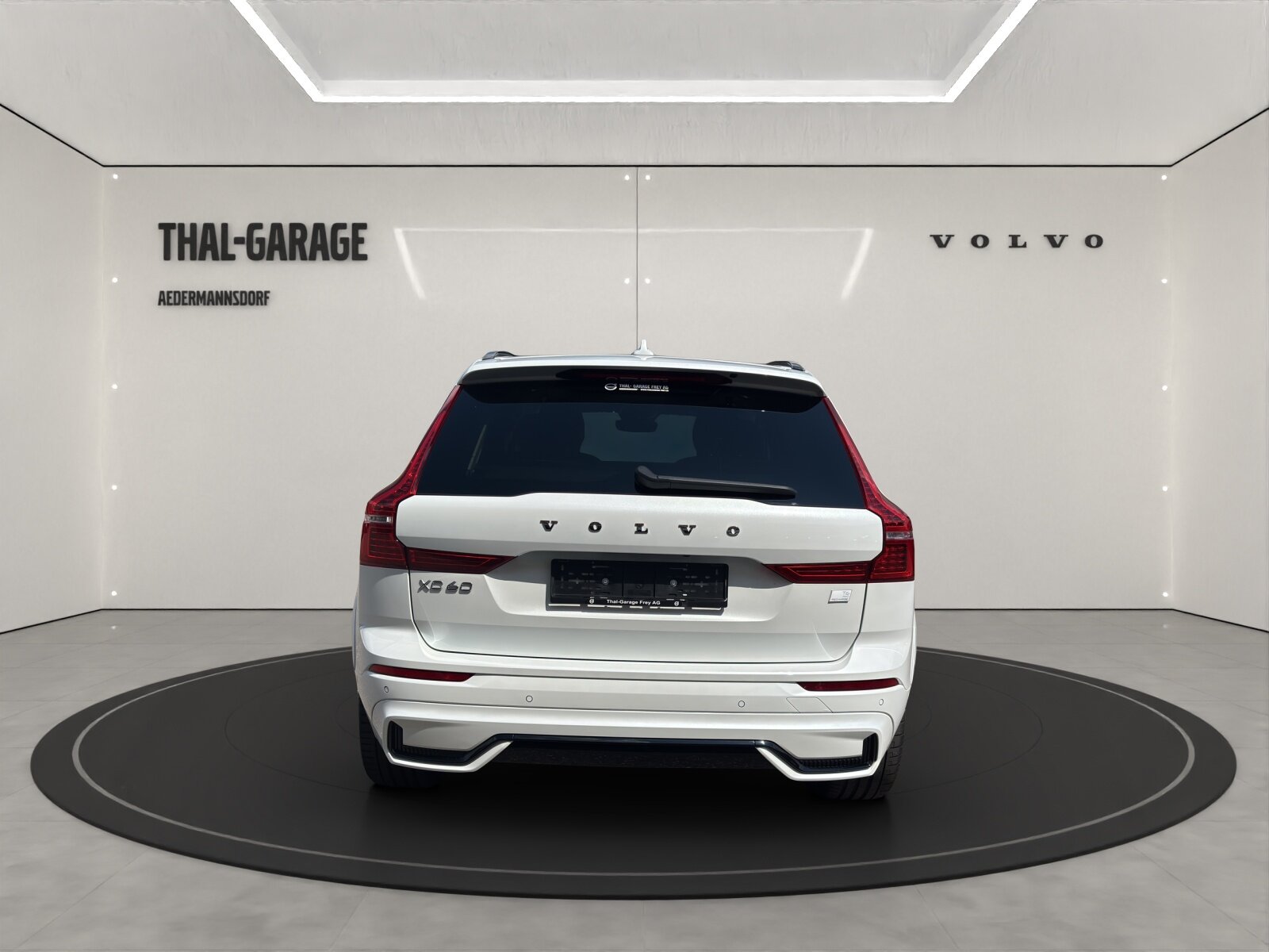 VOLVO XC60 2.0 T6 TE Ultimate Dark eAWD, Plug-in-Hybrid Petrol/Electric, Second hand / Used, Automatic - 4