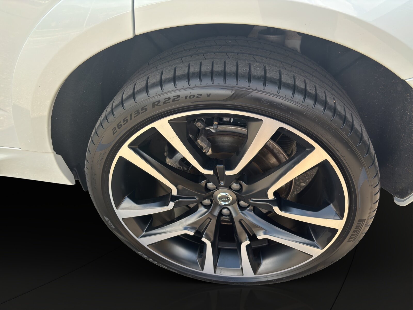 VOLVO XC60 2.0 T6 TE Ultimate Dark eAWD, Plug-in-Hybrid Petrol/Electric, Second hand / Used, Automatic - 5