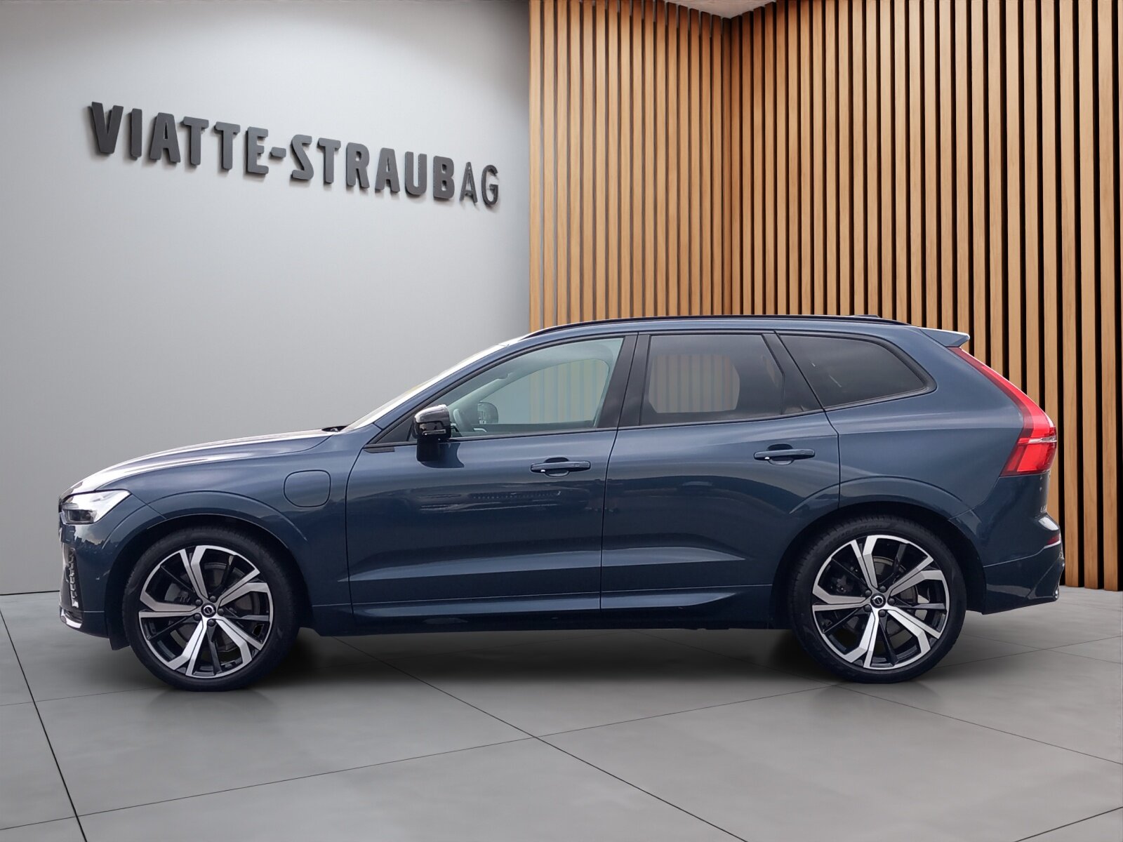 VOLVO XC60 2.0 T8 TE XCLUSIVE Ultra Dark eAWD, Plug-in-Hybrid Benzin/Elektro, Occasion / Gebraucht, Automatik - 3