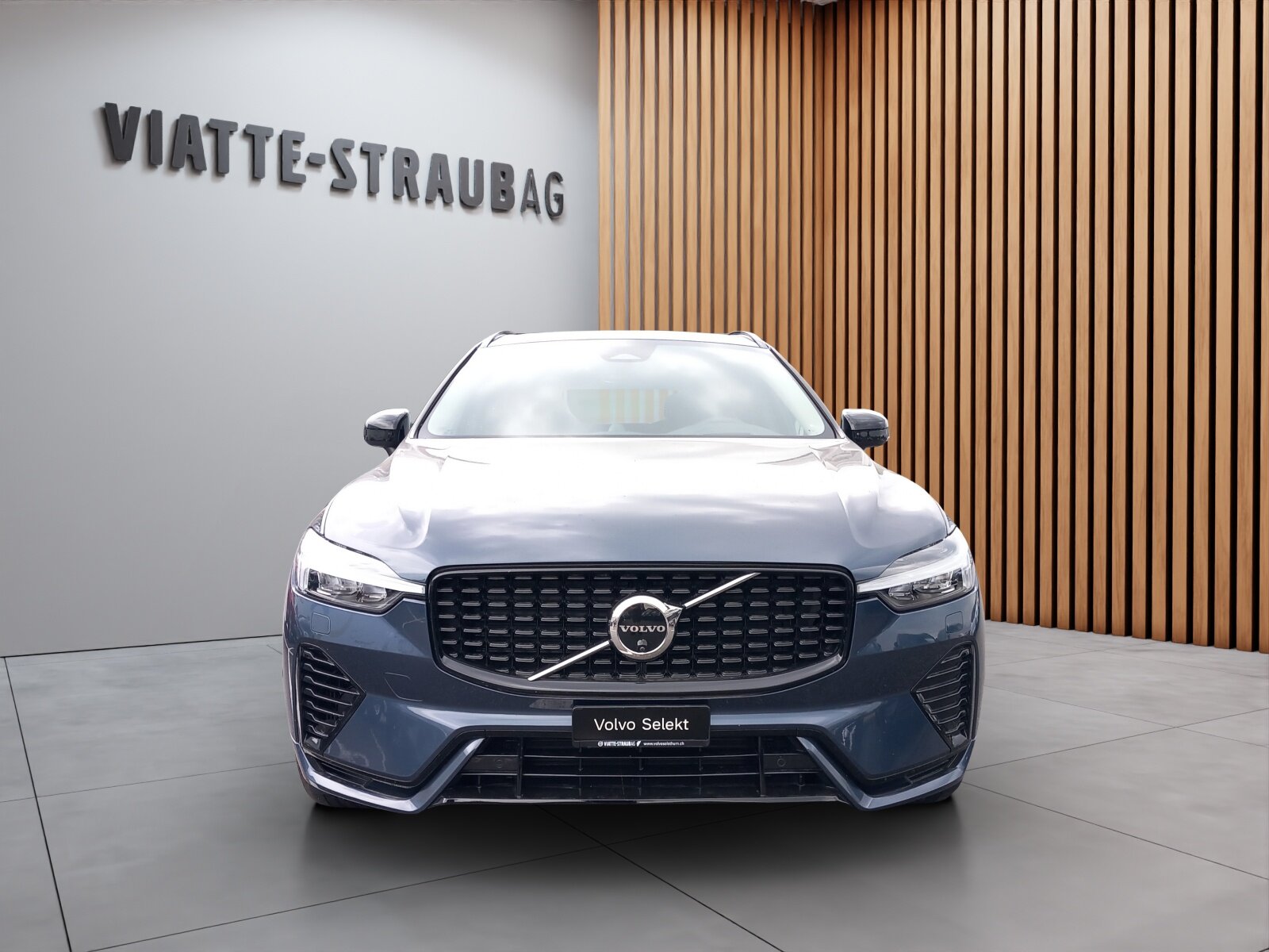 VOLVO XC60 2.0 T8 TE XCLUSIVE Ultra Dark eAWD, Plug-in-Hybrid Benzin/Elektro, Occasion / Gebraucht, Automatik - 7