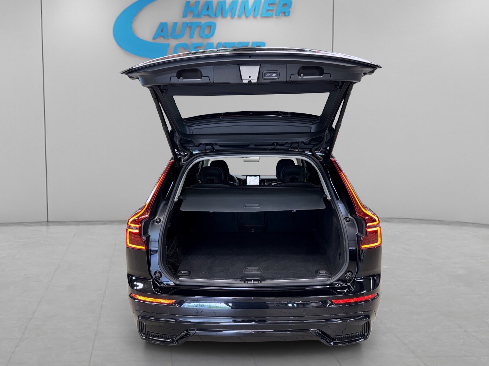 VOLVO XC60 2.0 B5 MH Plus Dark AWD, Mild-Hybrid Benzin/Elektro, Occasion / Gebraucht, Automatik - 6