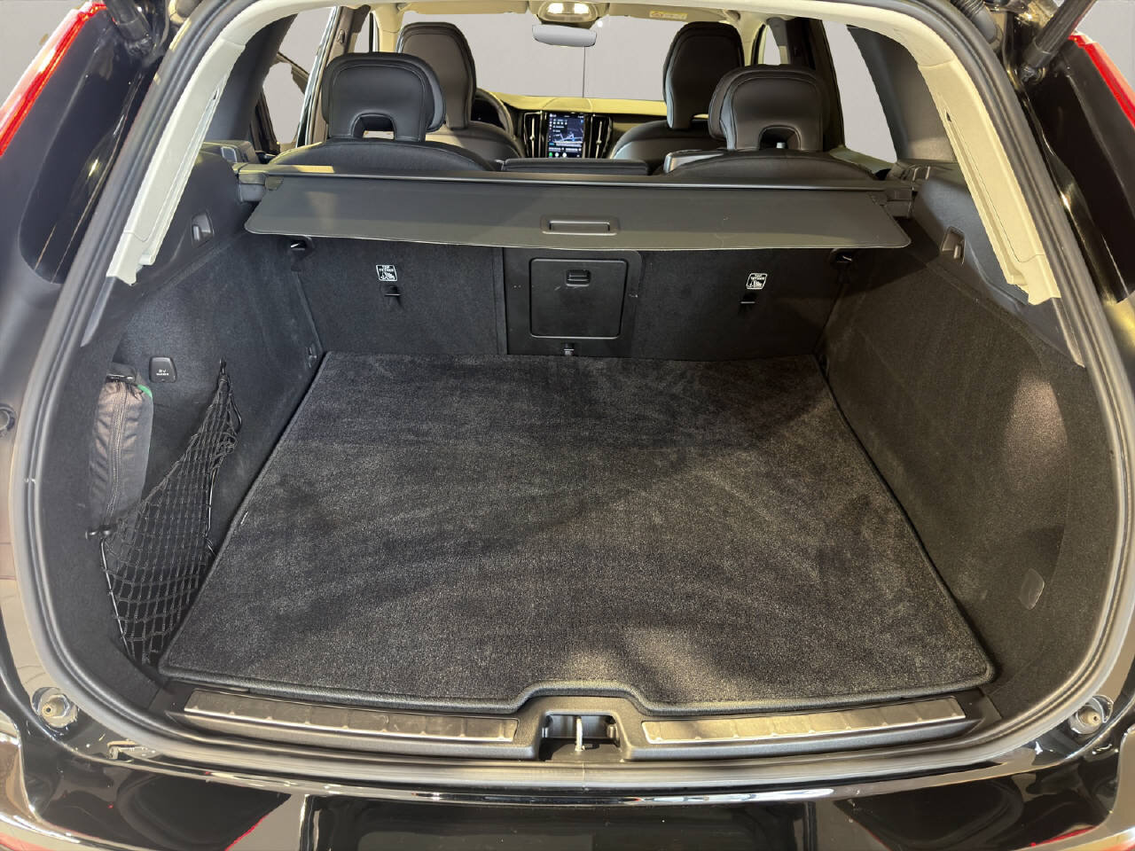 VOLVO XC60 2.0 B4 MH Momentum AWD, Hybride Léger Diesel/Électricité, Occasion / Utilisé, Automatique - 7