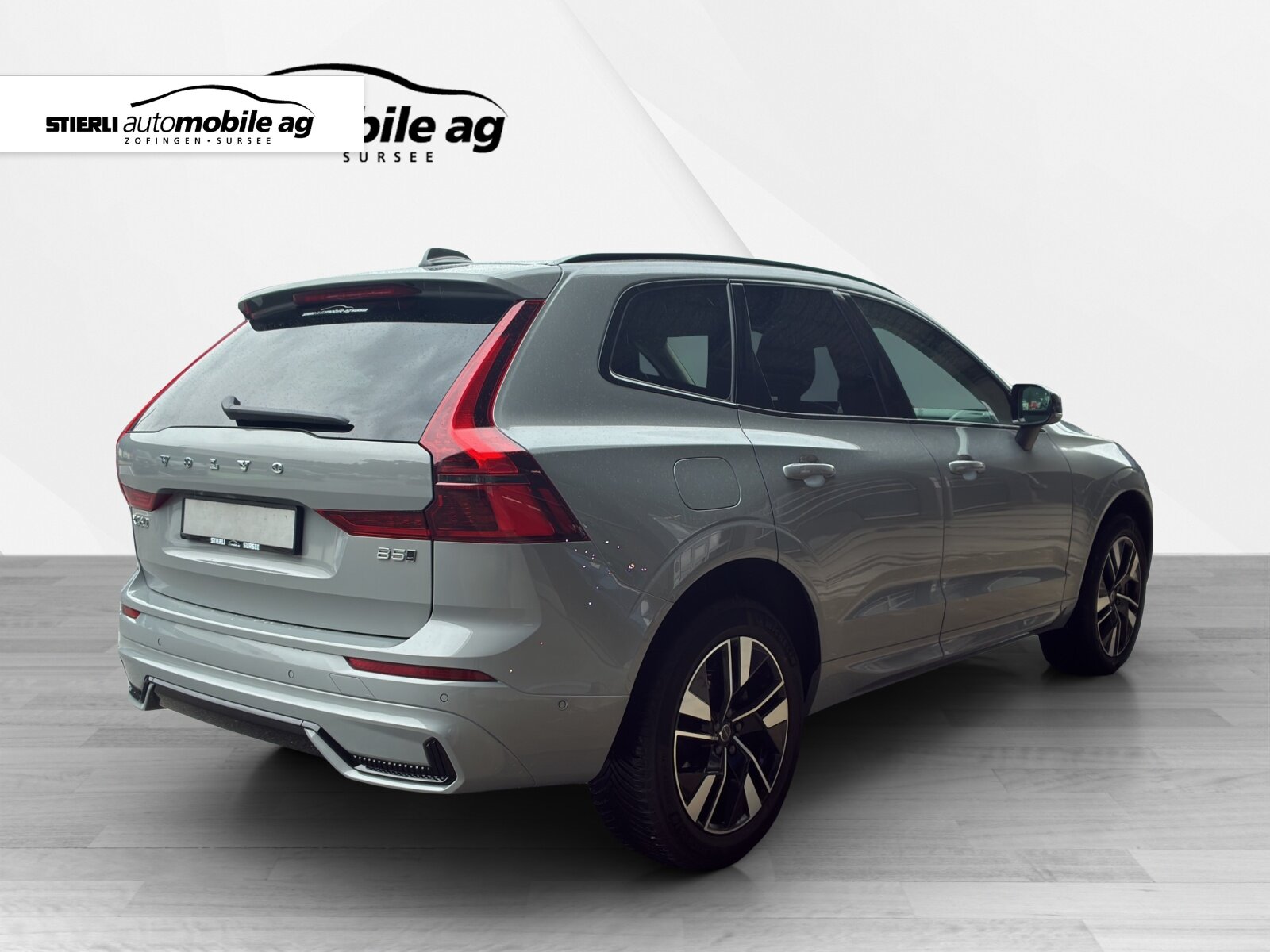 VOLVO XC60 2.0 B5 MH Plus Dark AWD, Hybride Léger Essence/Électricité, Occasion / Utilisé, Automatique - 5