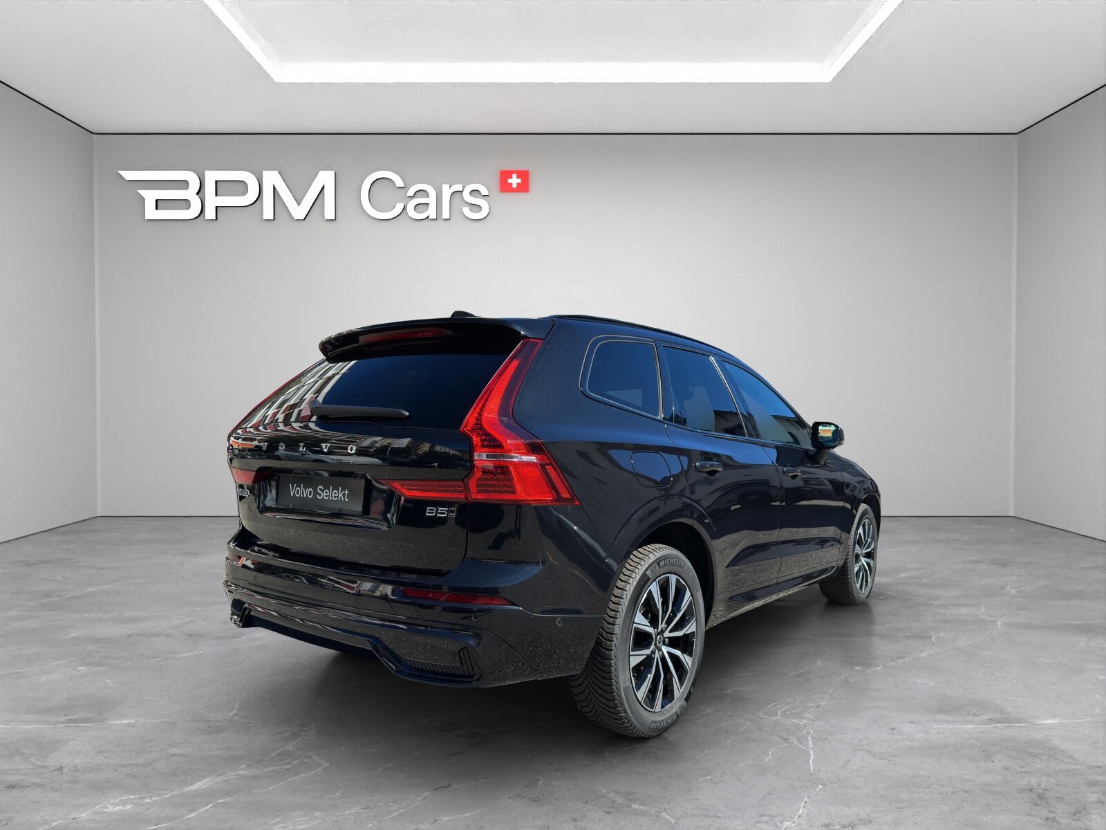VOLVO XC60 2.0 B5 MH Plus Dark AWD, Hybride Léger Essence/Électricité, Occasion / Utilisé, Automatique - 6