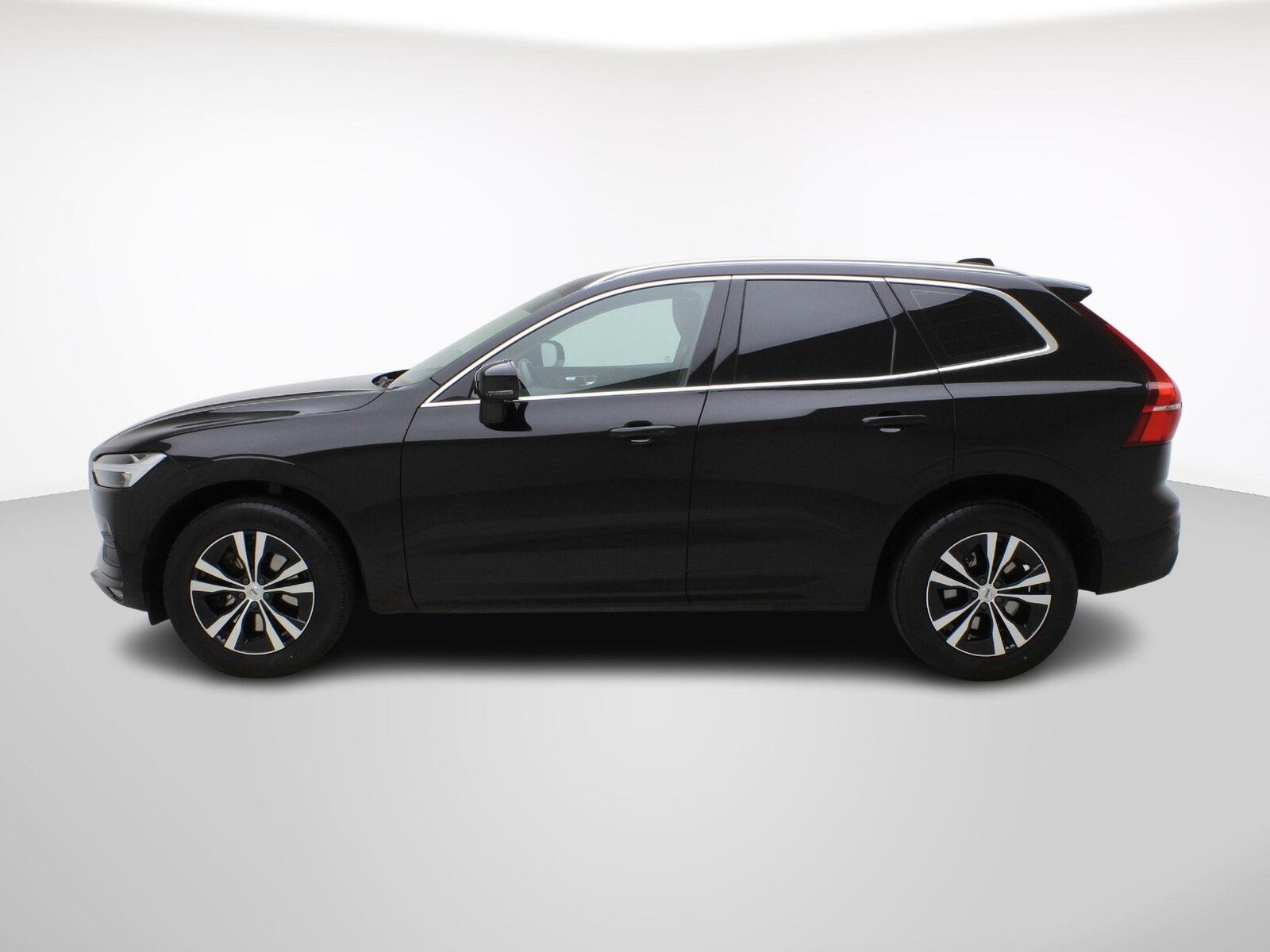 VOLVO XC60 2.0 B4 MH Momentum AWD, Mild-Hybrid Diesel/Electric, Second hand / Used, Automatic - 3