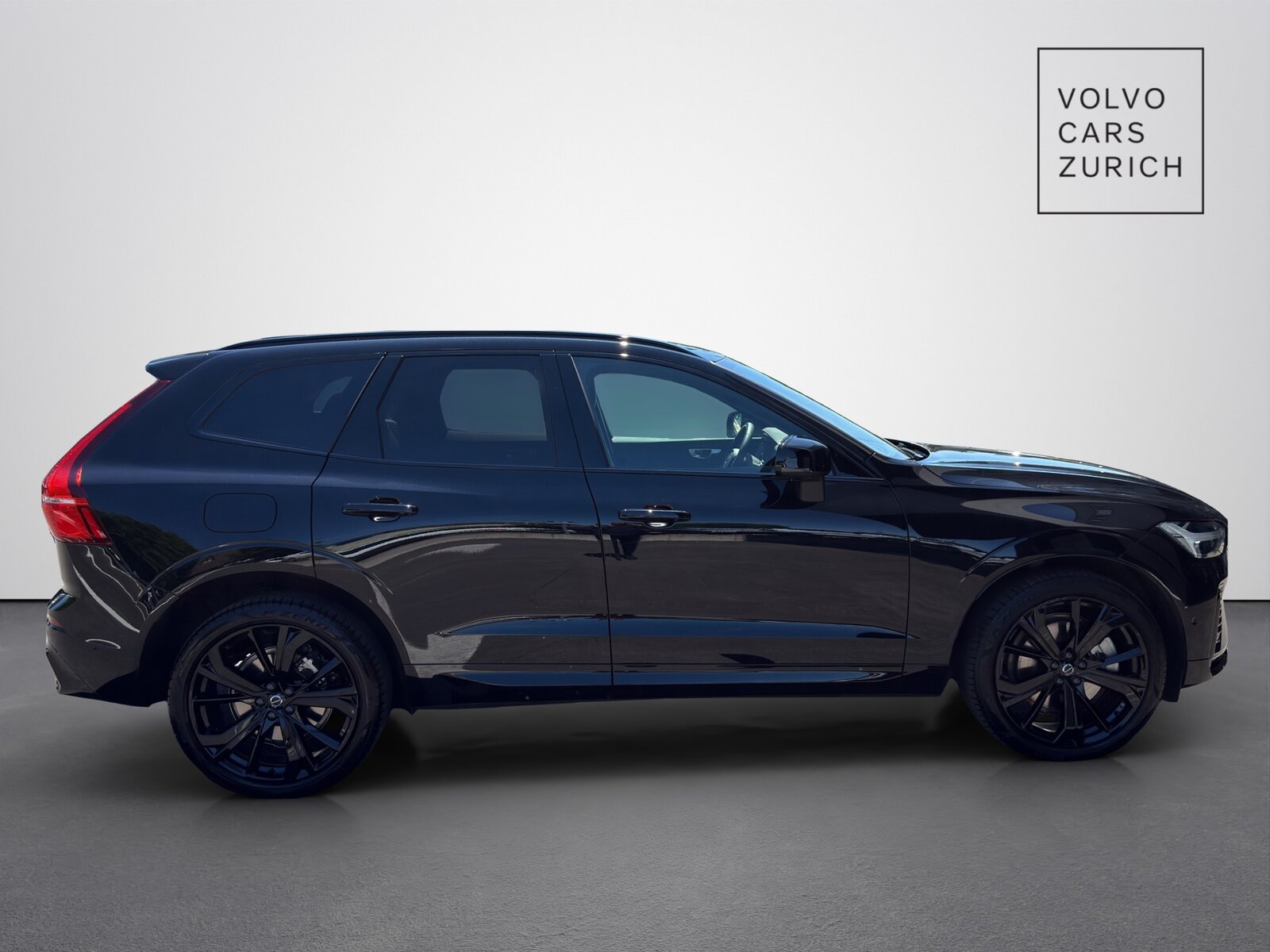 VOLVO XC60 2.0 T8 TE XCENTRIC Black Edition eAWD, Plug-in-Hybrid Petrol/Electric, Second hand / Used, Automatic - 4