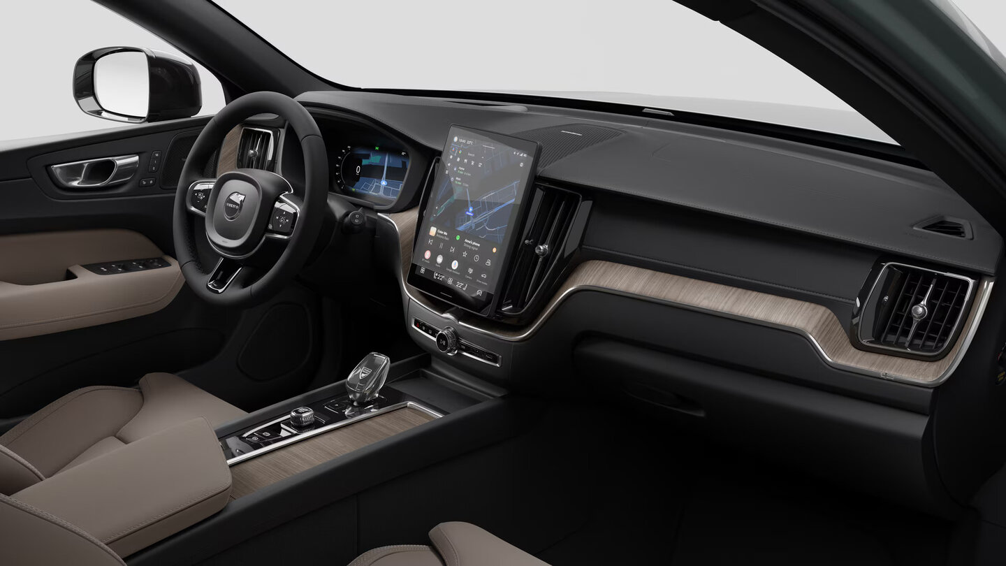 VOLVO XC60 2.0  B5 Allradantrieb Benzin Ultra Dark, Mild-Hybrid Benzin/Elektro, Occasion / Gebraucht, Automatik - 7