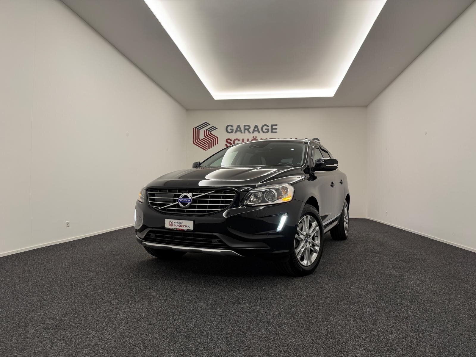 VOLVO XC60 2.4 D5 Summum AWD