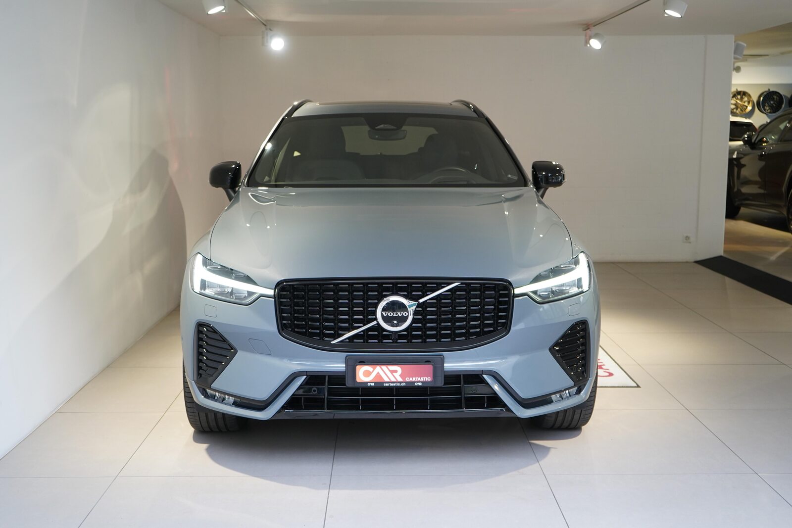 VOLVO XC60 2.0 B5 MH Ultimate Dark AWD, Hybride Léger Diesel/Électricité, Occasion / Utilisé, Automatique - 2