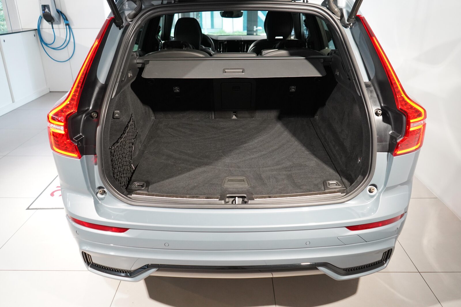 VOLVO XC60 2.0 B5 MH Ultimate Dark AWD, Hybride Léger Diesel/Électricité, Occasion / Utilisé, Automatique - 5