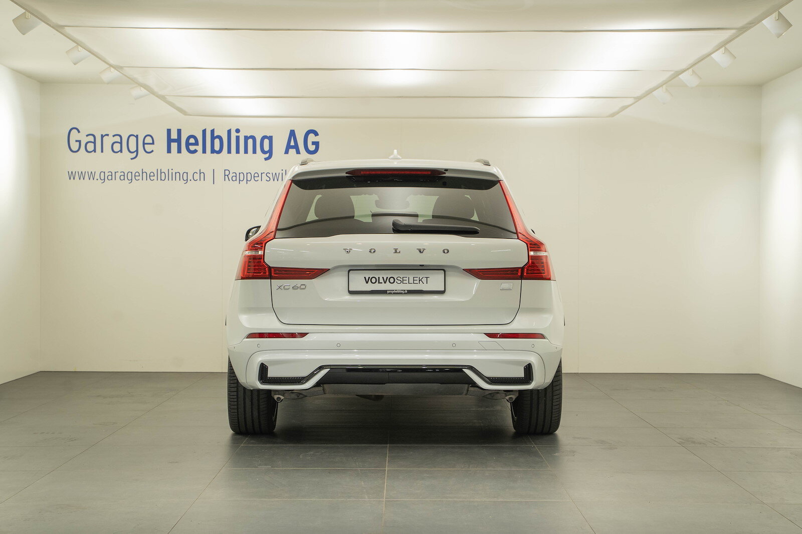 VOLVO XC60 2.0 T6 TE Ultimate Dark eAWD, Plug-in-Hybrid Petrol/Electric, Second hand / Used, Automatic - 4