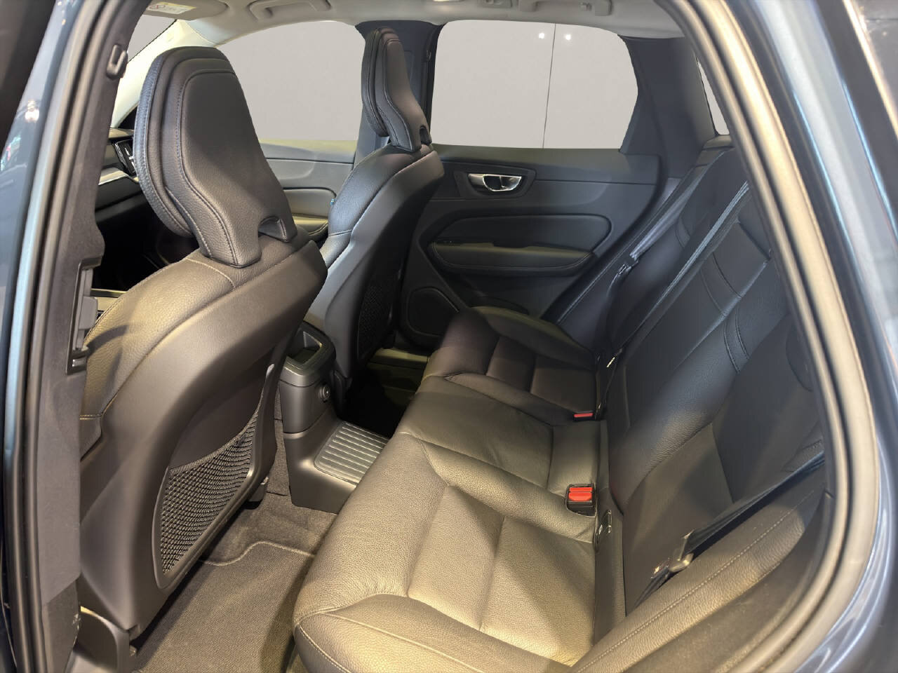 VOLVO XC60 2.0 T8 TE Inscription eAWD, Plug-in-Hybrid Petrol/Electric, Second hand / Used, Automatic - 6