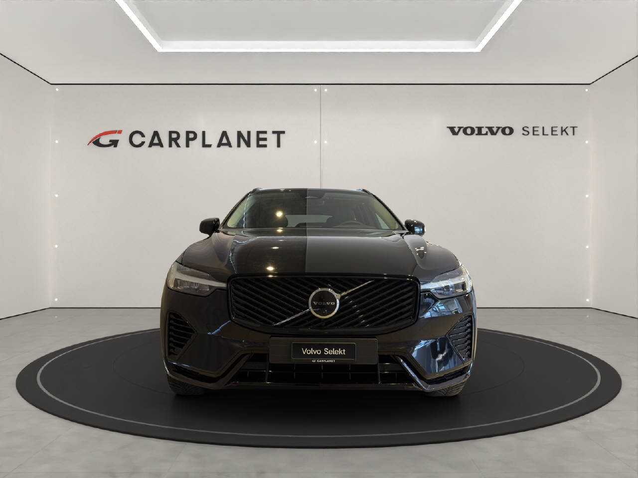 VOLVO XC60 2.0 T6 TE Plus Dark eAWD, Plug-in-Hybrid Benzin/Elektro, Occasion / Gebraucht, Automatik - 2
