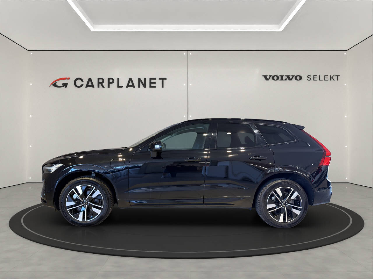 VOLVO XC60 2.0 T6 TE Plus Dark eAWD, Plug-in-Hybrid Benzin/Elektro, Occasion / Gebraucht, Automatik - 3