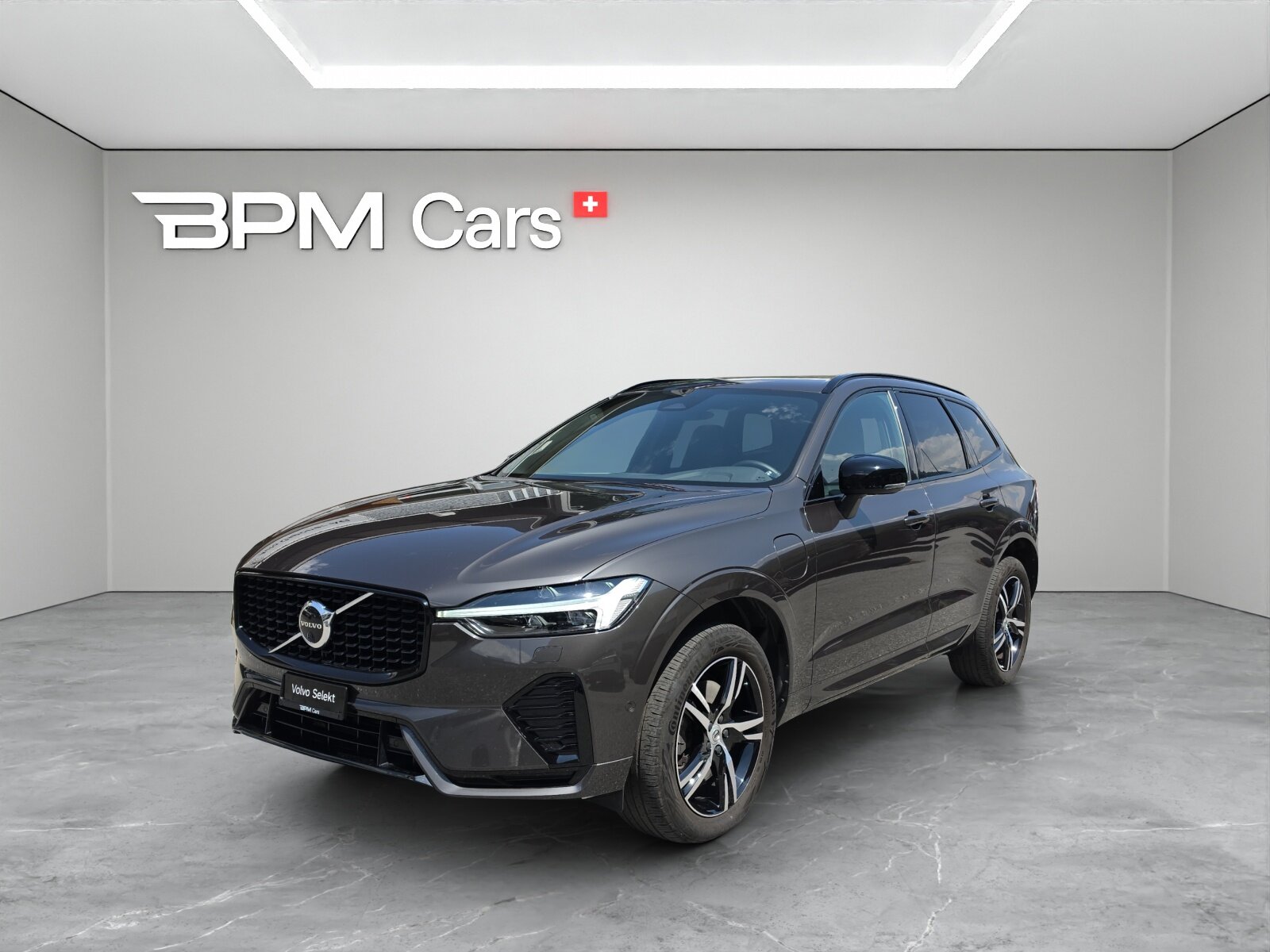 VOLVO XC60 2.0 T6 TE R-Design eAWD
