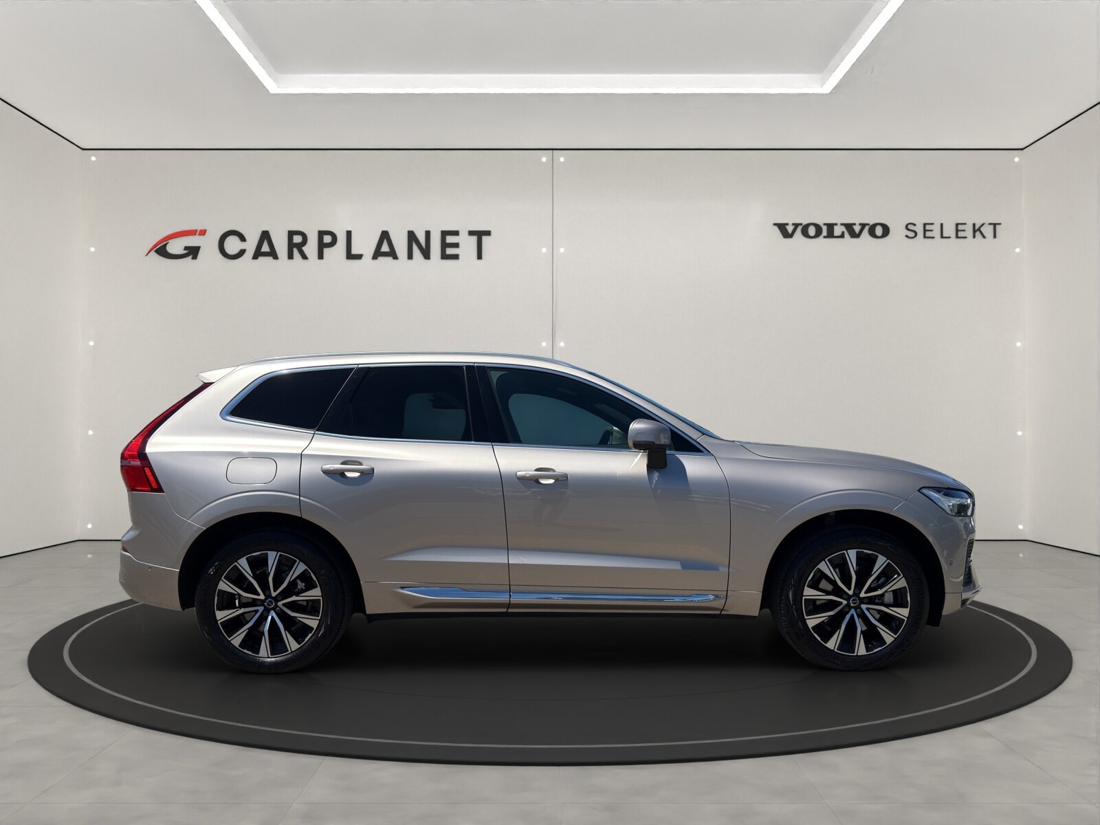 VOLVO XC60 2.0 B5 MH Plus Bright AWD, Mild-Hybrid Benzin/Elektro, Occasion / Gebraucht, Automatik - 2