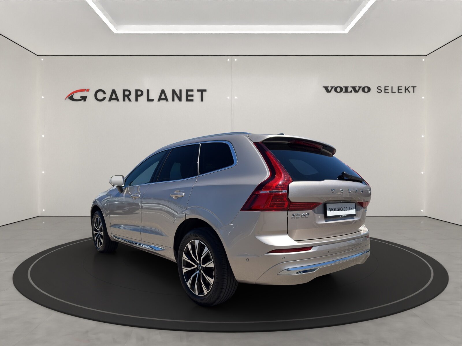 VOLVO XC60 2.0 B5 MH Plus Bright AWD, Mild-Hybrid Benzin/Elektro, Occasion / Gebraucht, Automatik - 4