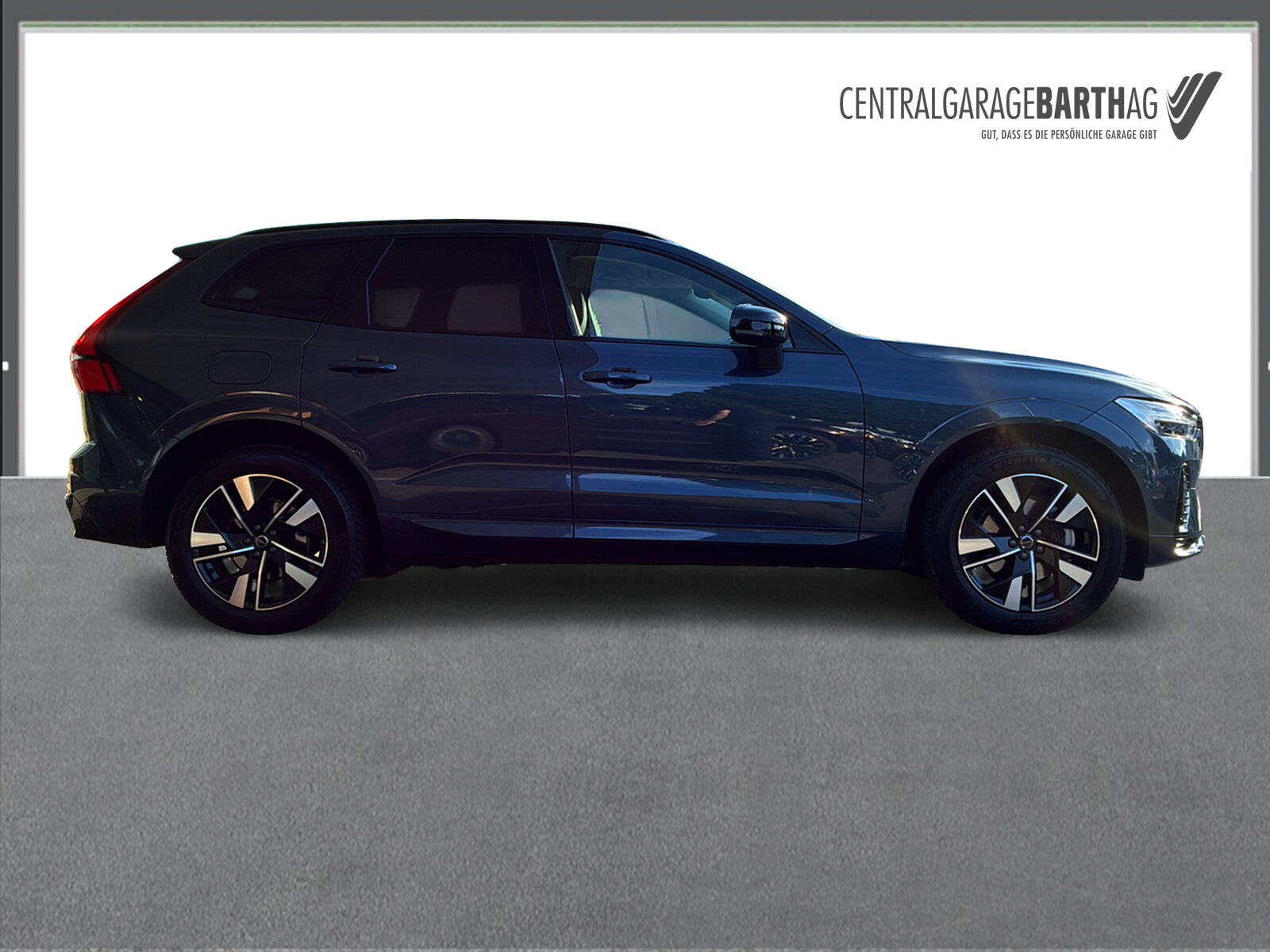 VOLVO XC60 2.0 B5 MH Plus Dark AWD, Mild-Hybrid Benzin/Elektro, Occasion / Gebraucht, Automatik - 6