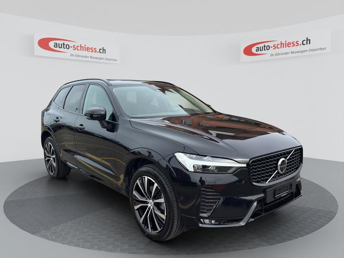 VOLVO XC60 B5 Benzin Mild Hybrid AWD Plus Dark Geartronic, Mild-Hybrid Petrol/Electric, Second hand / Used, Automatic