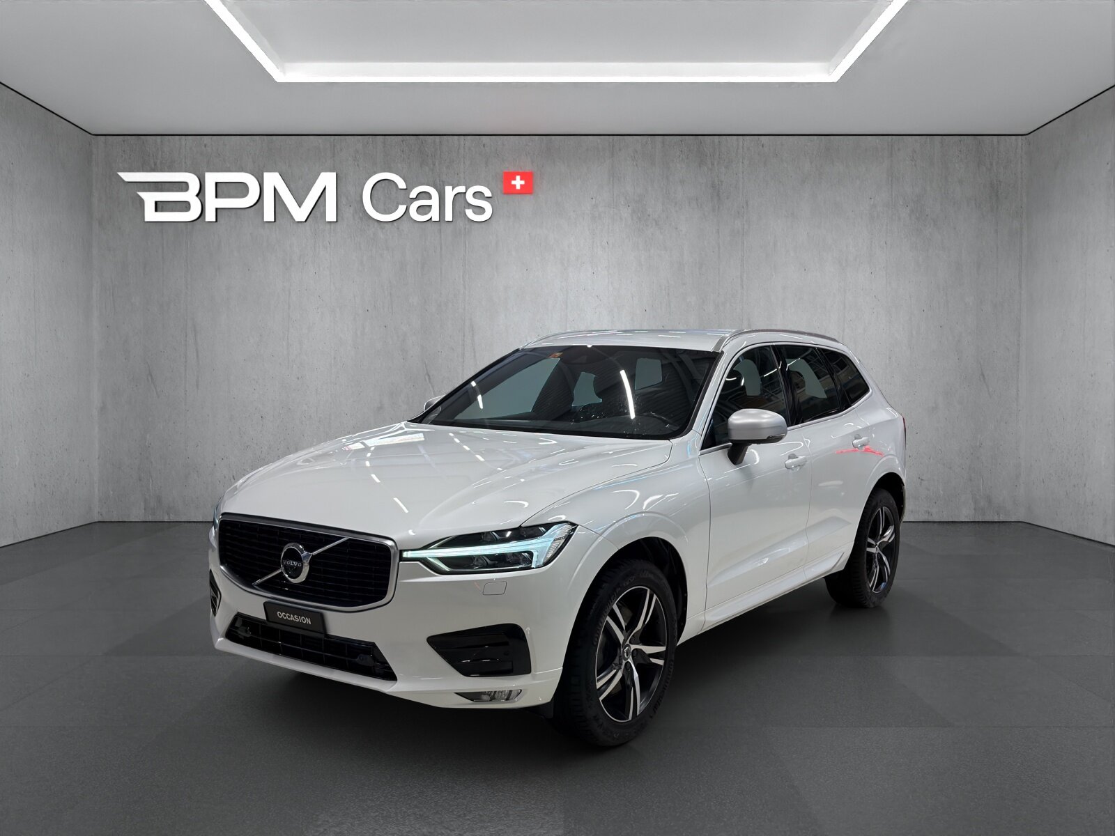 VOLVO XC60 2.0 T6 R-Design AWD