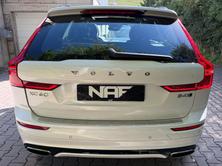 VOLVO XC60 B4 Diesel Mild Hybrid AWD R-Design Geartronic, Hybride Leggero Diesel/Elettrica, Occasioni / Usate, Automatico - 4