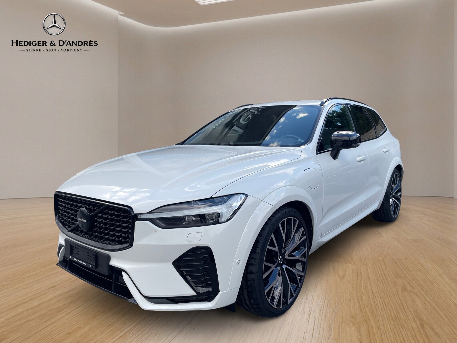VOLVO XC60 T6 eAWD R-Design Geartronic