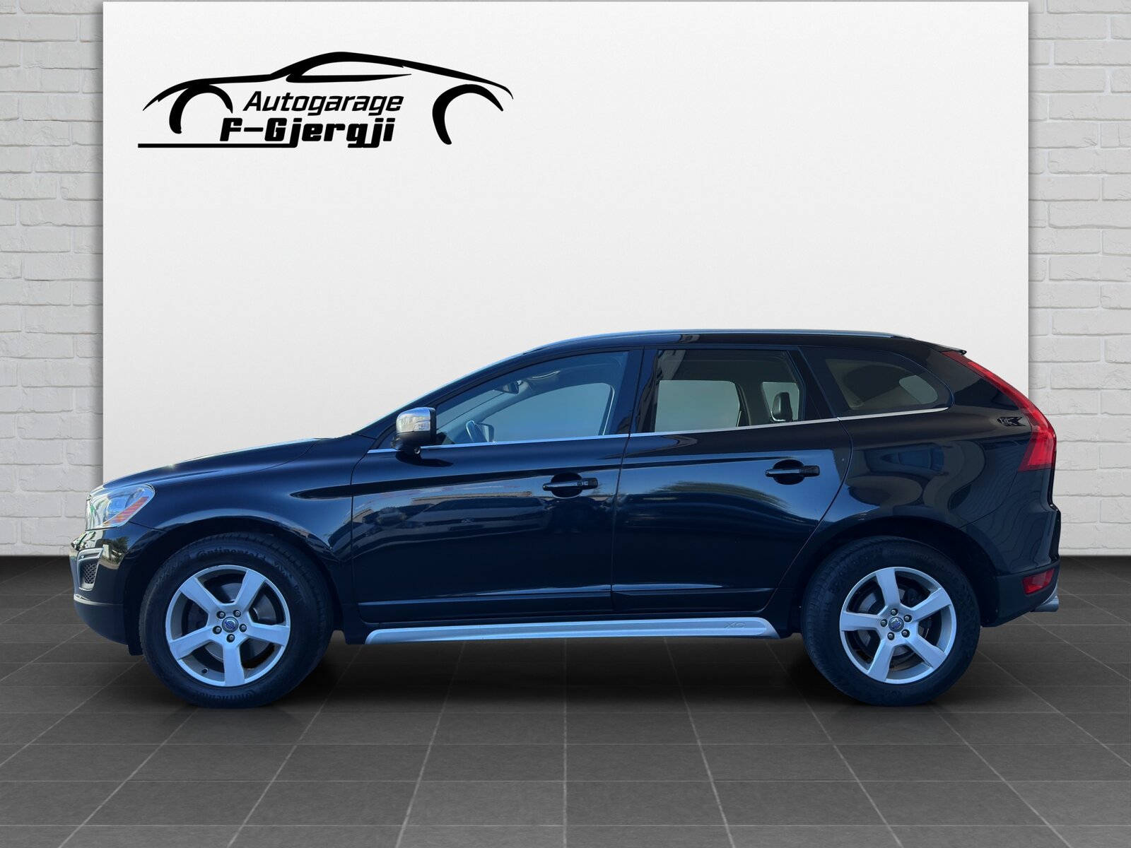 VOLVO XC60 D3 AWD R-Design Geartronic, Diesel, Occasion / Gebraucht, Automatik - 5