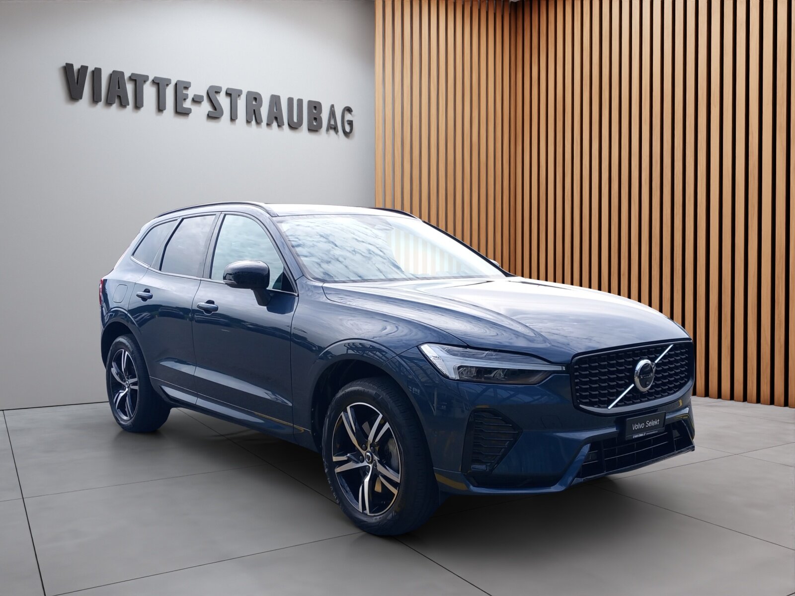 VOLVO XC60 2.0 B5 MH R-Design AWD, Hybride Leggero Benzina/Elettrica, Occasioni / Usate, Automatico - 5