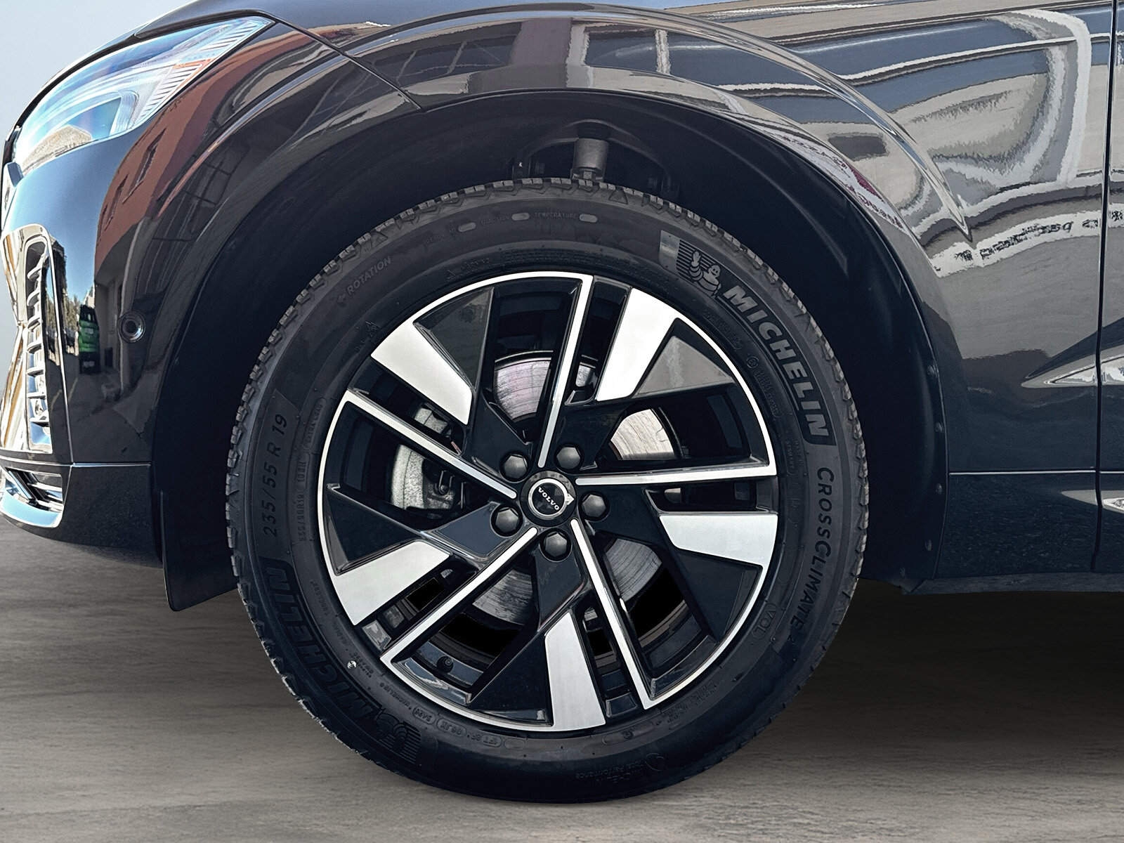 VOLVO XC60 2.0 B5 MH Plus Dark AWD, Hybride Leggero Benzina/Elettrica, Occasioni / Usate, Automatico - 6