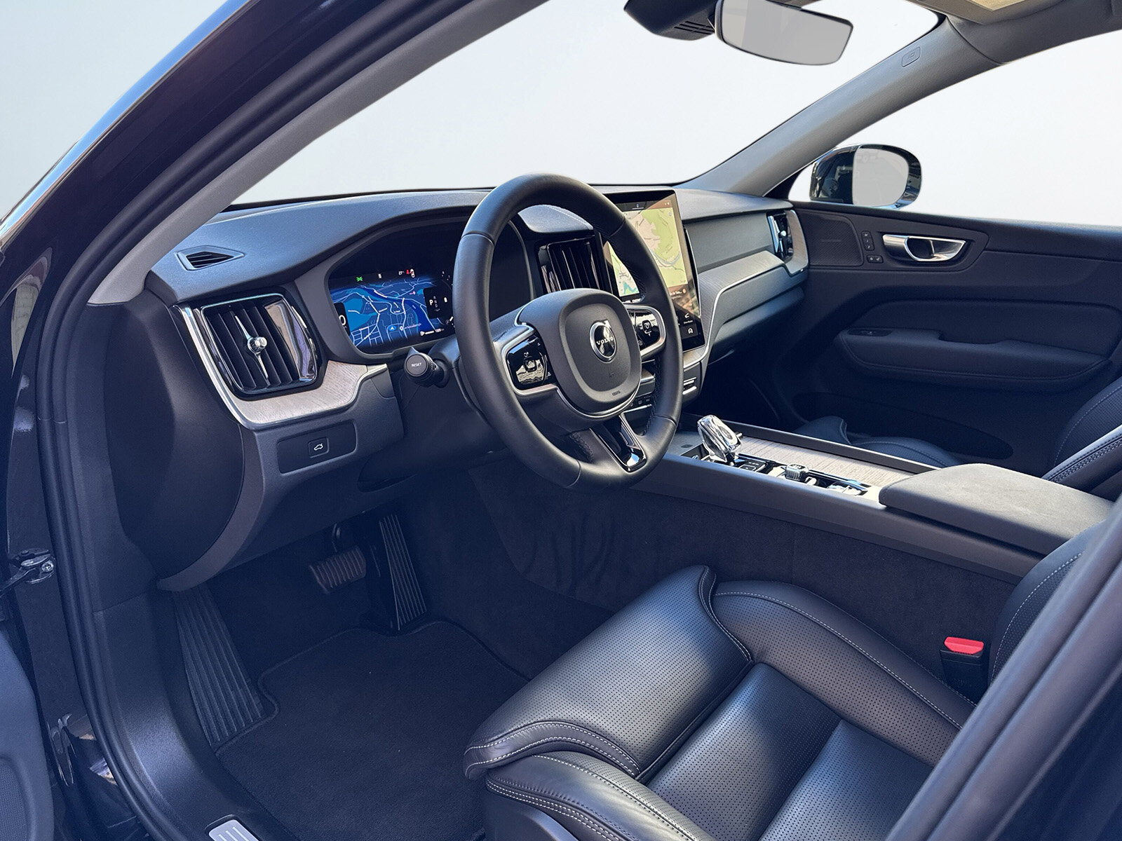 VOLVO XC60 2.0 B5 MH Plus Dark AWD, Hybride Leggero Benzina/Elettrica, Occasioni / Usate, Automatico - 7