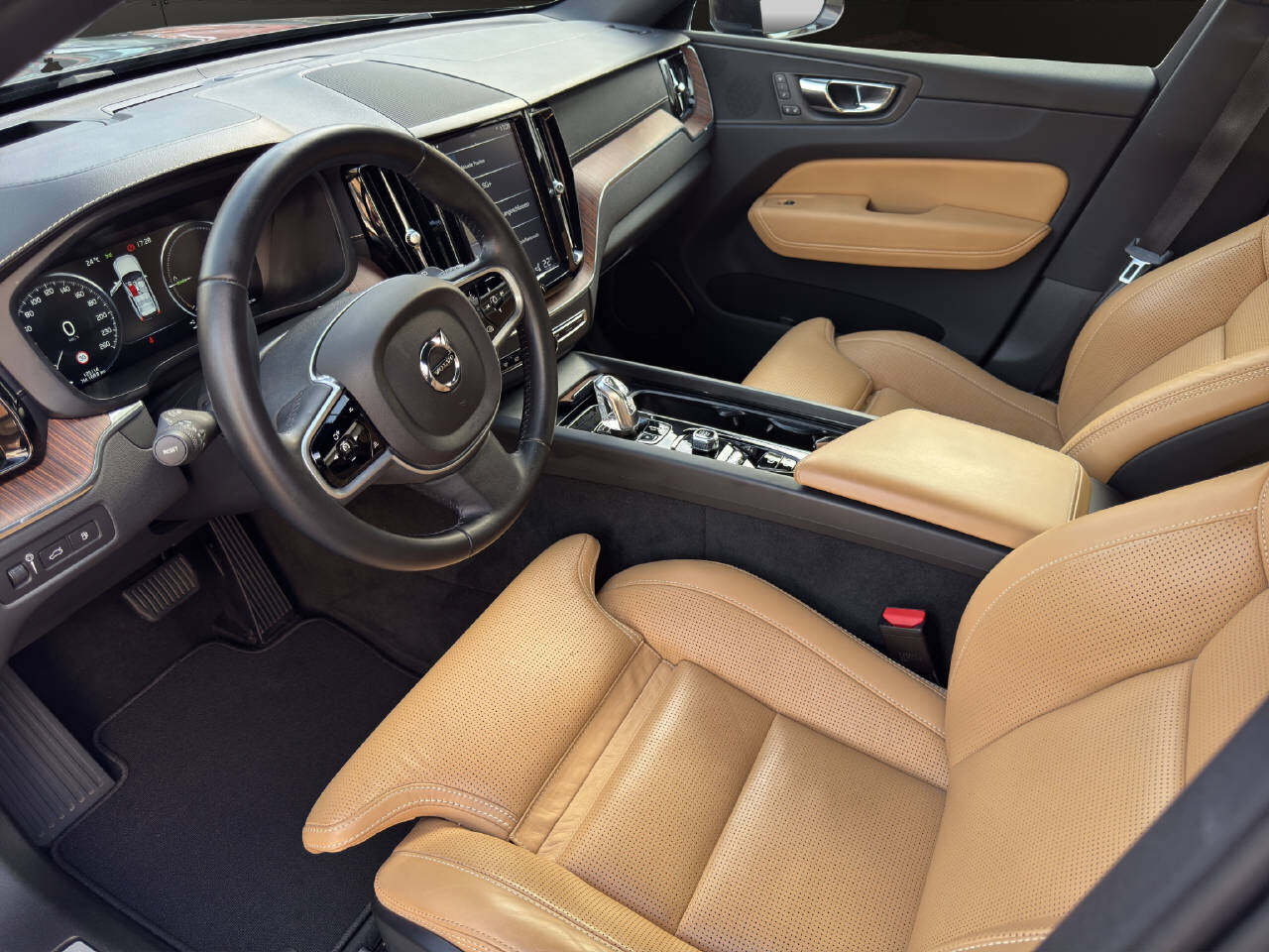 VOLVO XC60 2.0 T8 TE Inscription eAWD, Plug-in-Hybrid Benzina/Elettrica, Occasioni / Usate, Automatico - 5