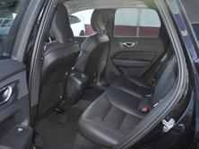 VOLVO XC60 B5 Benzin Mild Hybrid AWD Plus Dark Geartronic, Mild-Hybrid Benzin/Elektro, Occasion / Gebraucht, Automatik - 7
