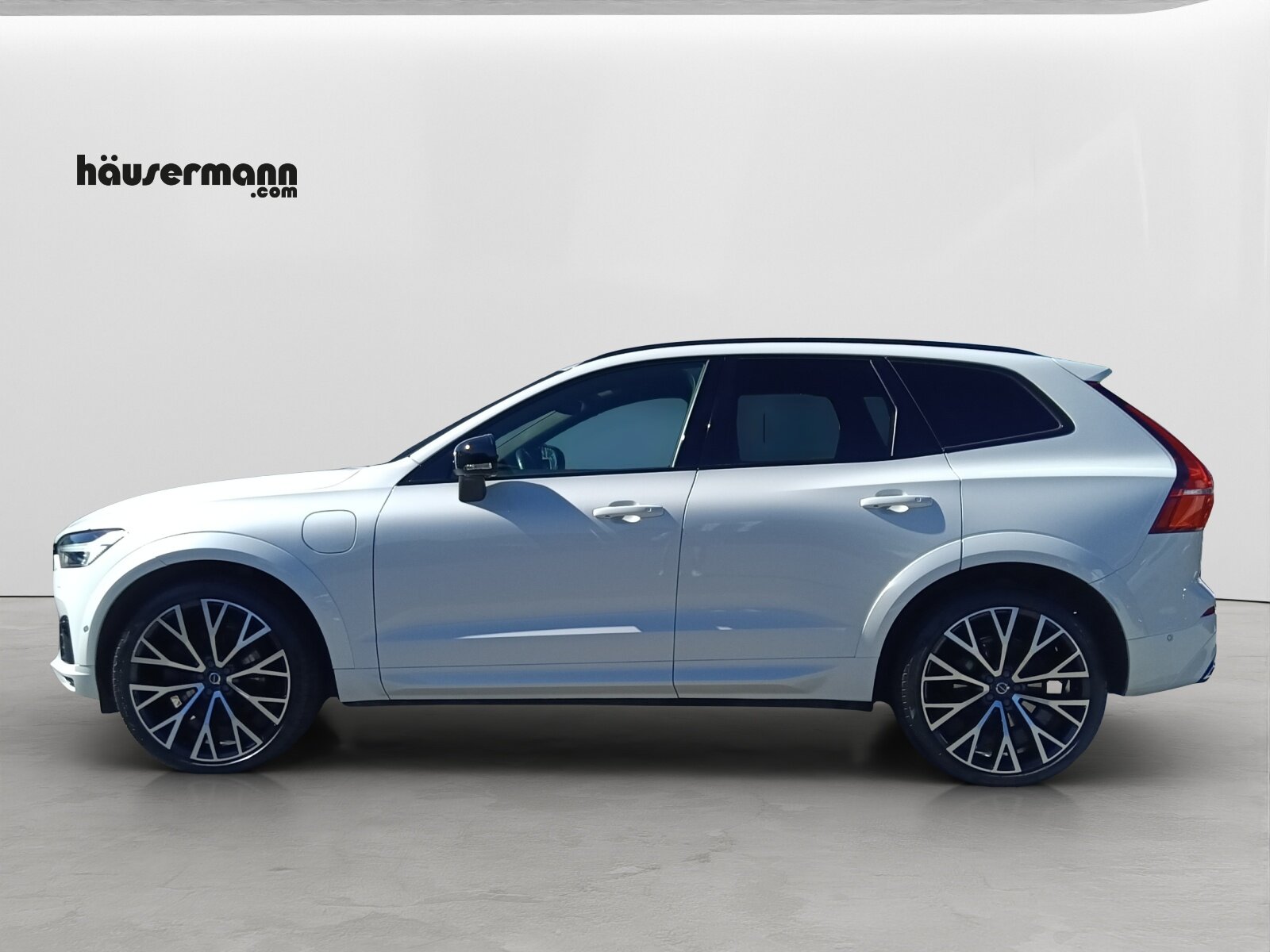 VOLVO XC60 2.0 T8 TE R-Design eAWD, Plug-in-Hybrid Benzin/Elektro, Occasion / Gebraucht, Automatik - 3