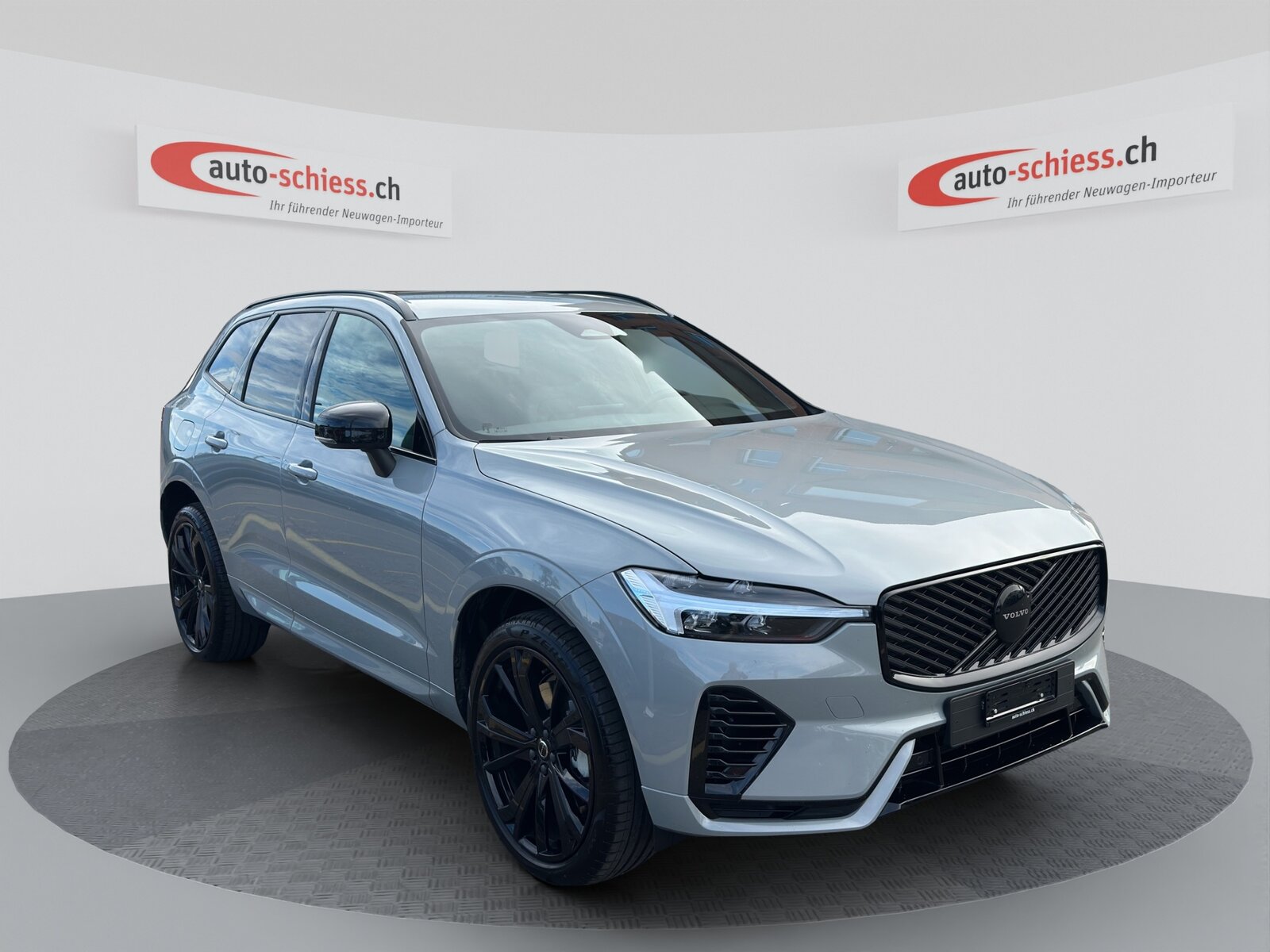 VOLVO XC60 T6 eAWD PluginHybrid Plus Black Edition Geartronic
