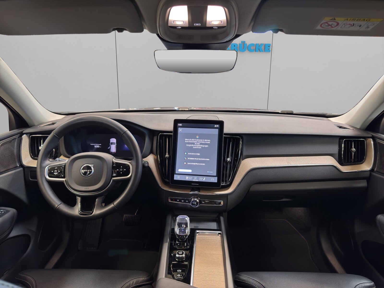 VOLVO XC60 2.0 B5 MH Plus Dark AWD, Mild-Hybrid Benzin/Elektro, Occasion / Gebraucht, Automatik - 7