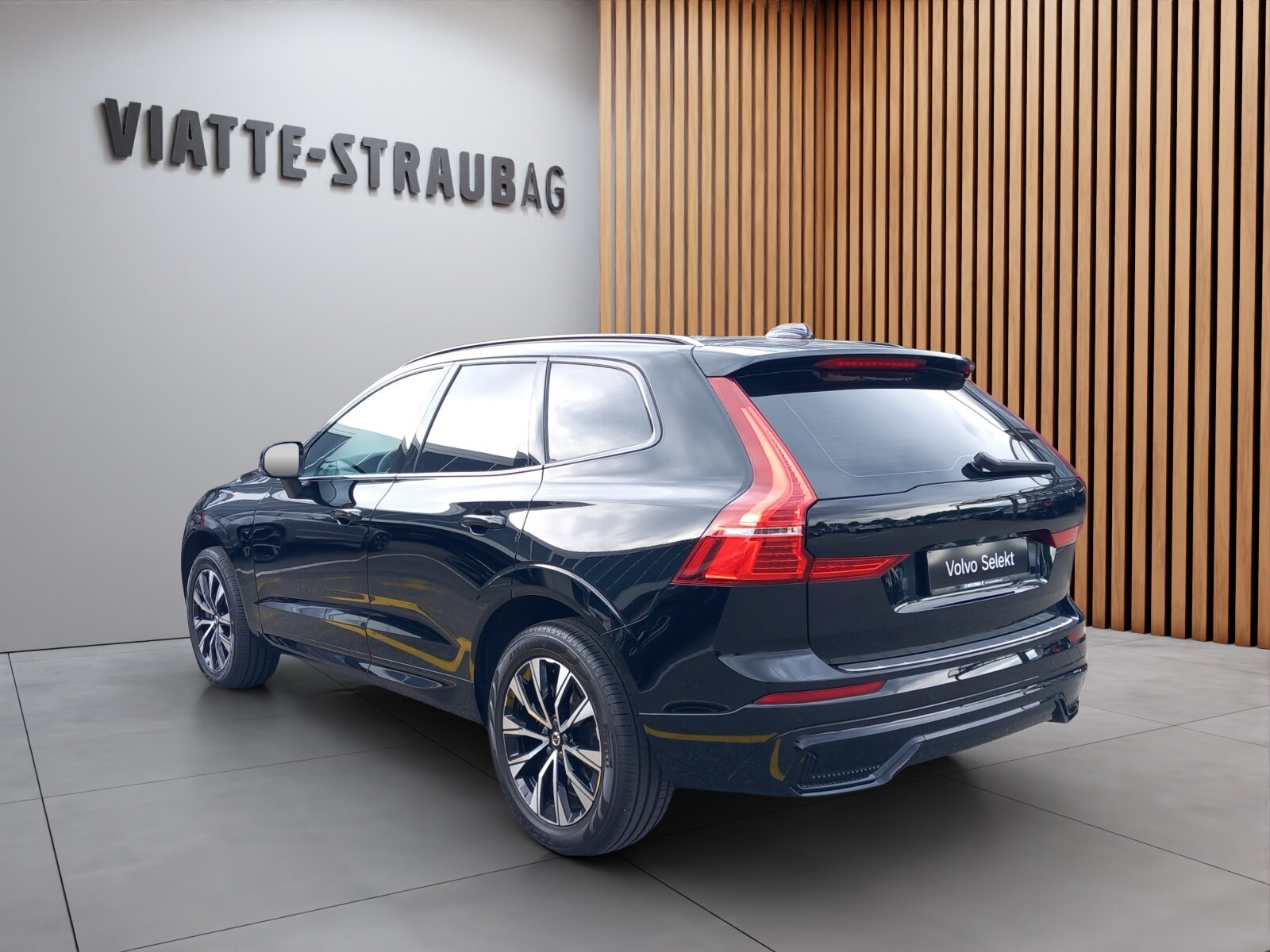 VOLVO XC60 2.0 B5 MH Plus Dark AWD, Mild-Hybrid Diesel/Elektro, Occasion / Gebraucht, Automatik - 3