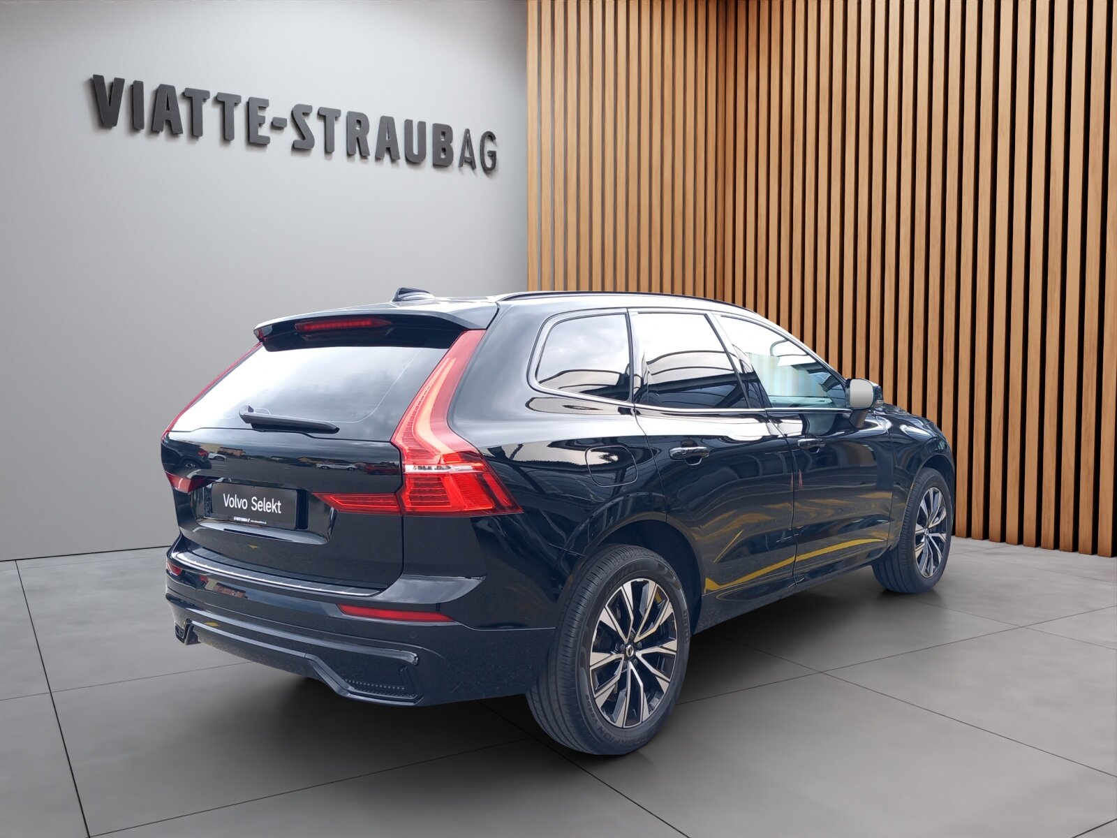 VOLVO XC60 2.0 B5 MH Plus Dark AWD, Mild-Hybrid Diesel/Elektro, Occasion / Gebraucht, Automatik - 5