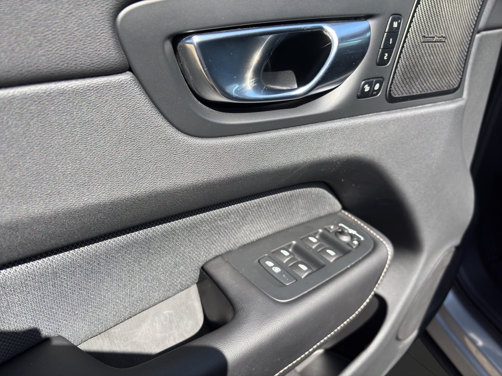 VOLVO XC60 2.0 T8 TE Polestar eAWD, Plug-in-Hybrid Petrol/Electric, Second hand / Used, Automatic - 7