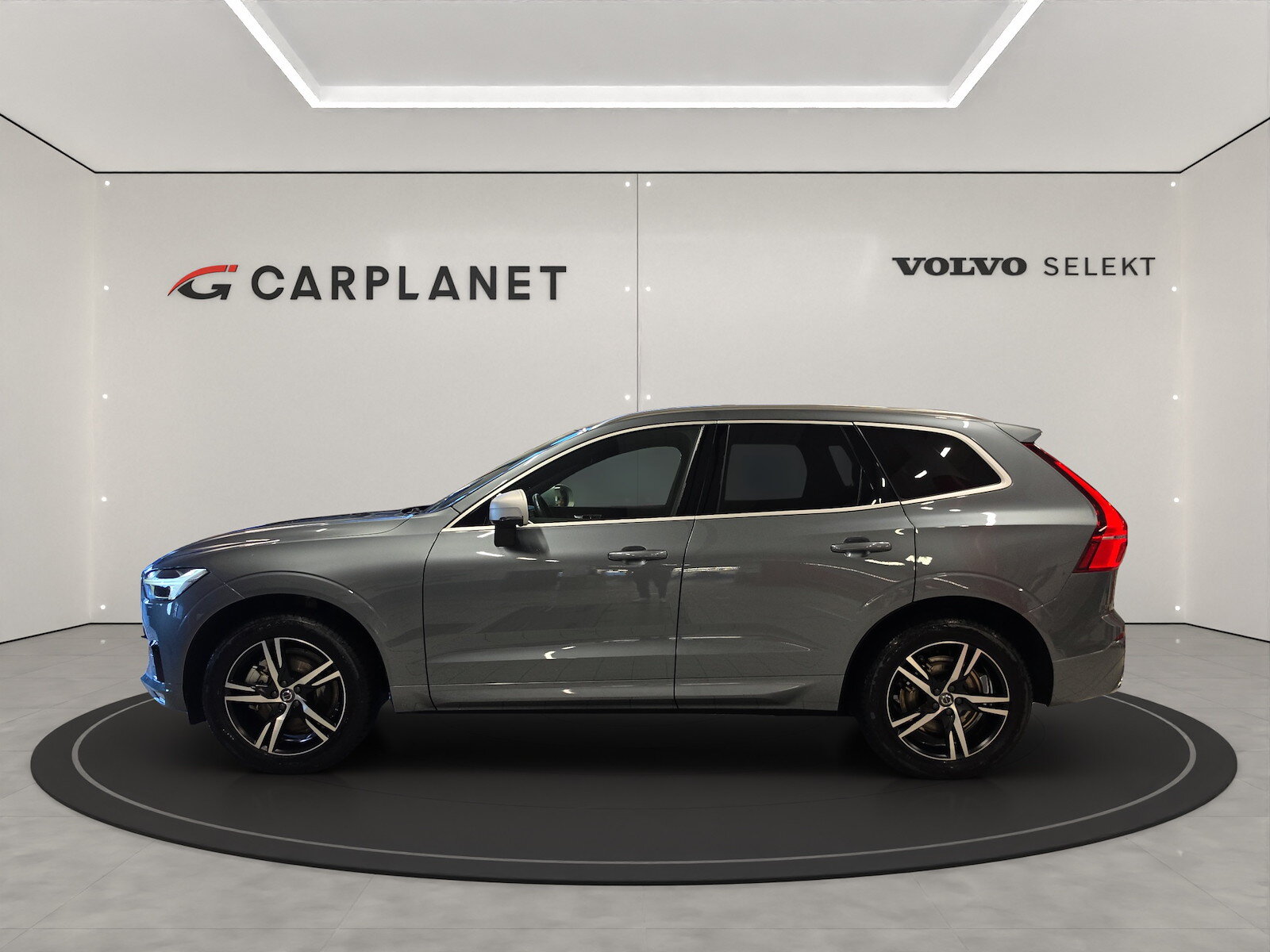 VOLVO XC60 2.0 D5 R-Design AWD, Diesel, Second hand / Used, Automatic - 5