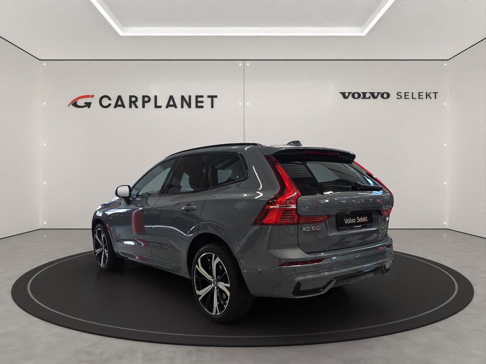 VOLVO XC60 2.0 T8 Ultimate Dark eAWD, Plug-in-Hybrid Petrol/Electric, Second hand / Used, Automatic - 4