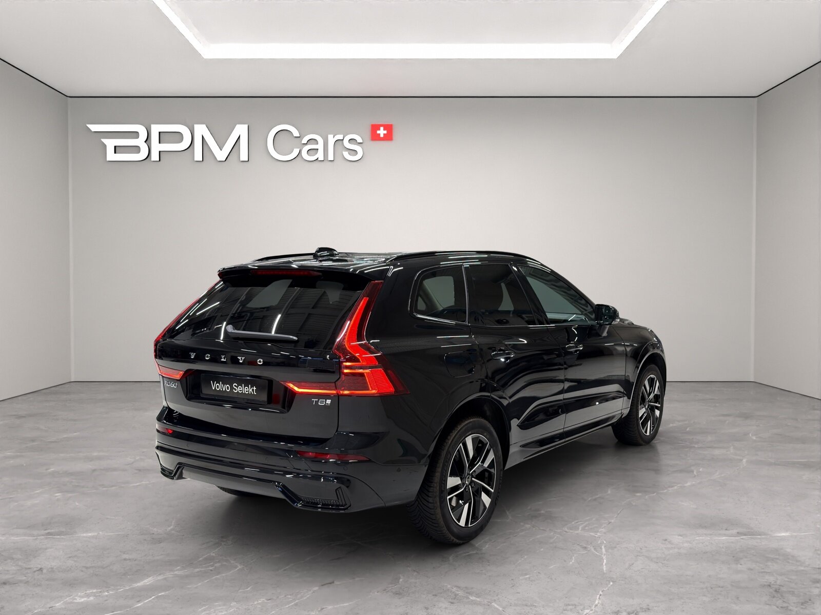 VOLVO XC60 2.0 T8 TE Plus Dark eAWD, Hybride Rechargeable Essence/Électricité, Occasion / Utilisé, Automatique - 4