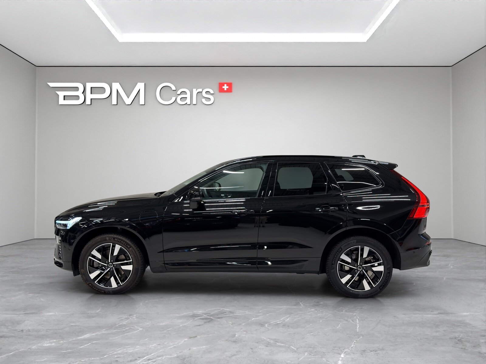 VOLVO XC60 2.0 T8 TE Plus Dark eAWD, Hybride Rechargeable Essence/Électricité, Occasion / Utilisé, Automatique - 7