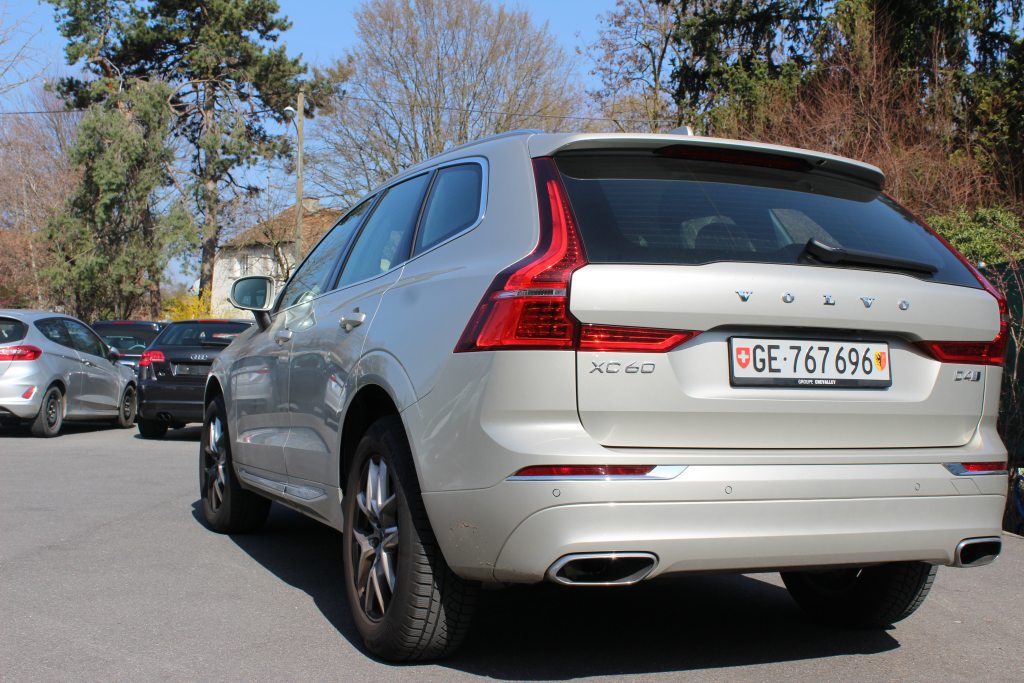 VOLVO XC60 2.0 D4 Inscription AWD, Diesel, Occasion / Utilisé, Manuelle - 5