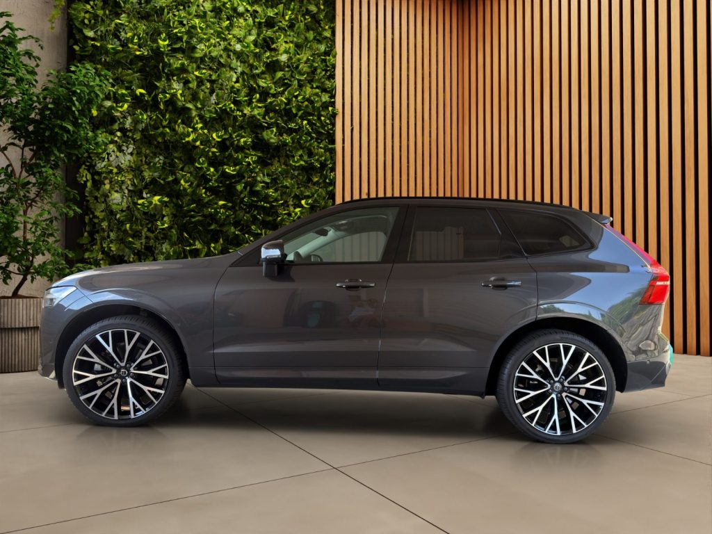 VOLVO XC60 2.0 B4 MH Plus Dark AWD, Hybride Léger Diesel/Électricité, Occasion / Utilisé, Automatique - 3