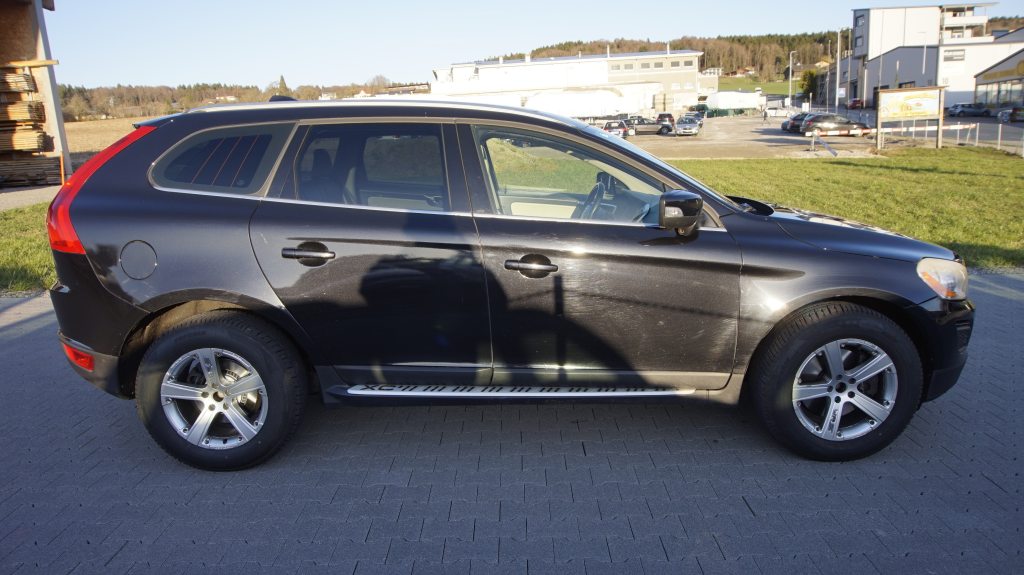 VOLVO XC60 2.4 D5 Summum AWD, Diesel, Occasion / Utilisé, Automatique - 6